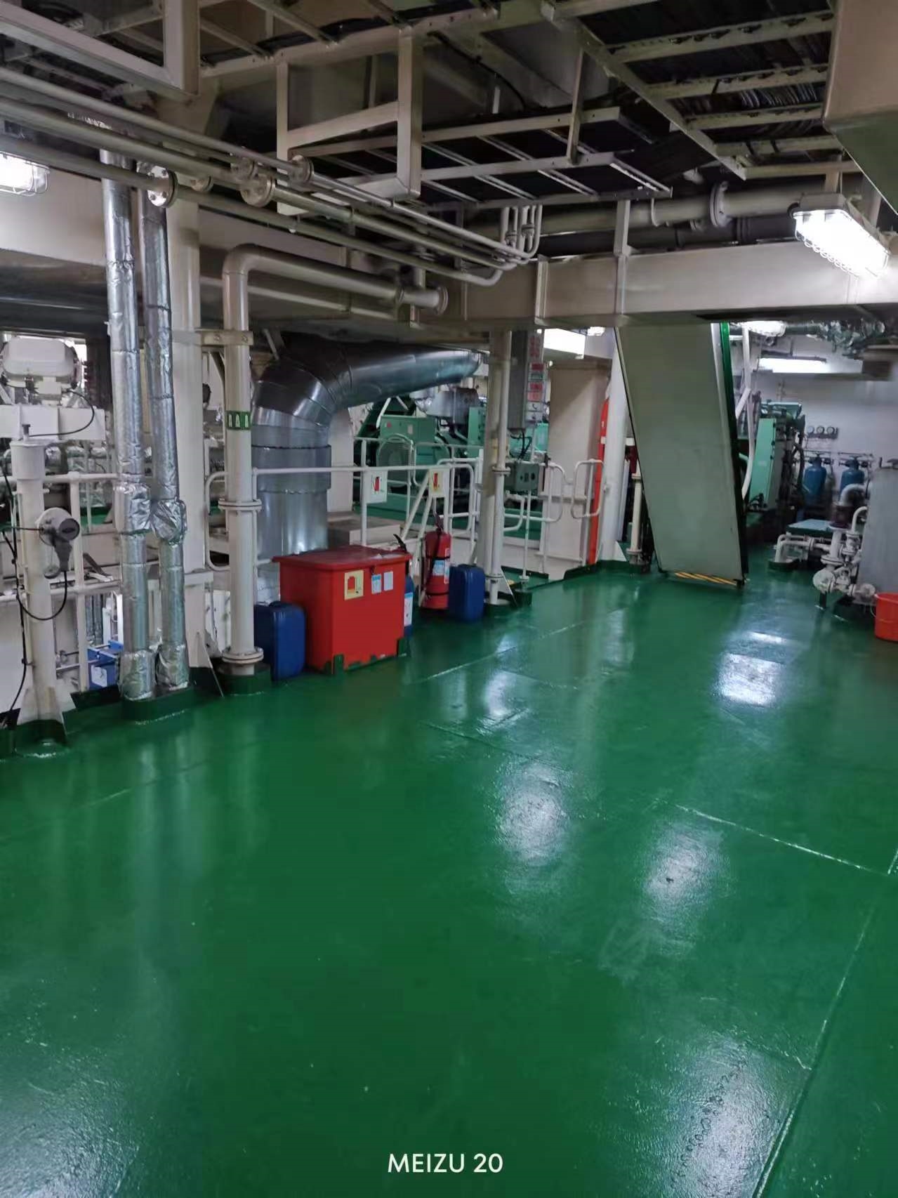 出售10856吨成品油船