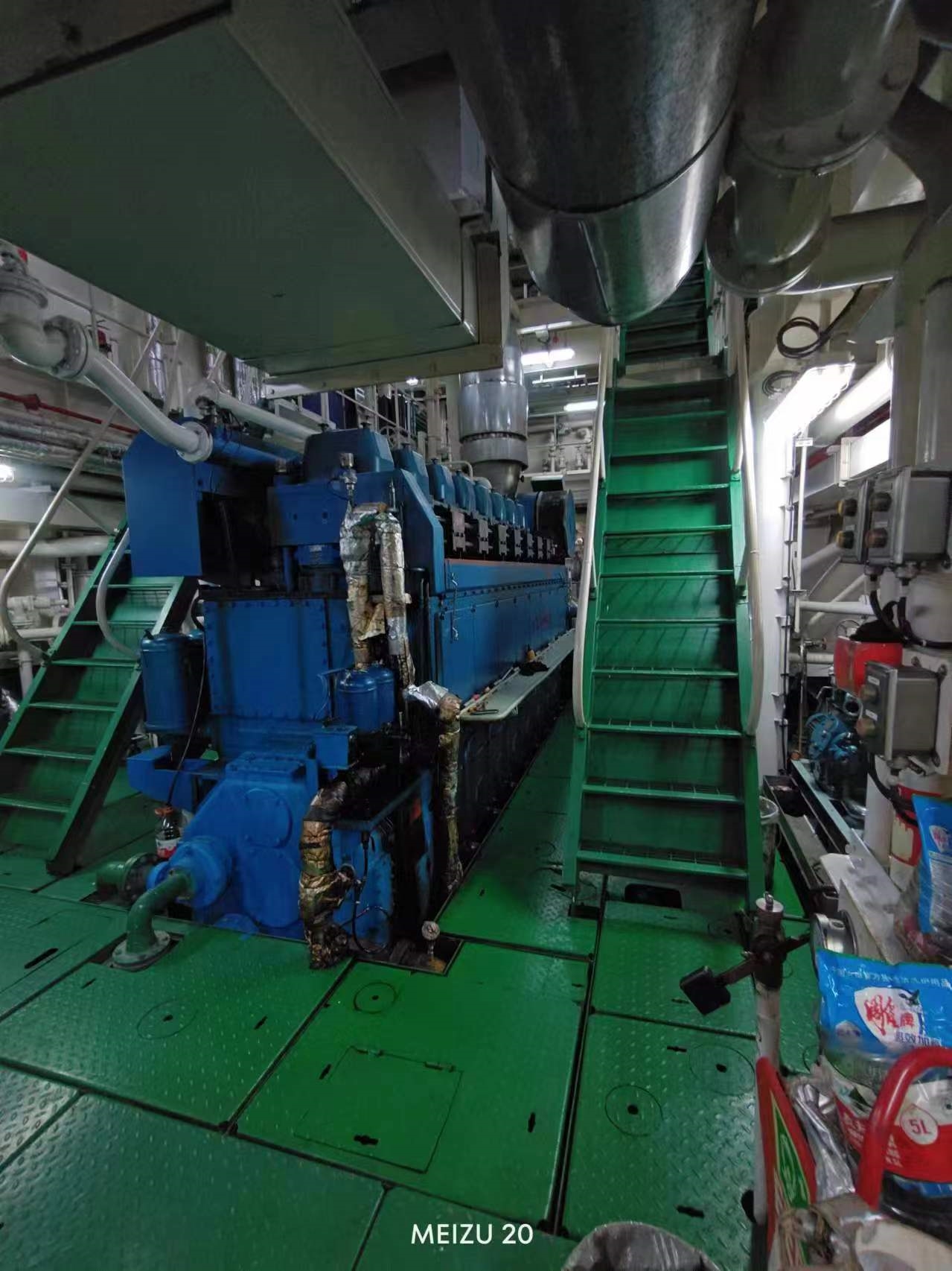 出售10856吨成品油船