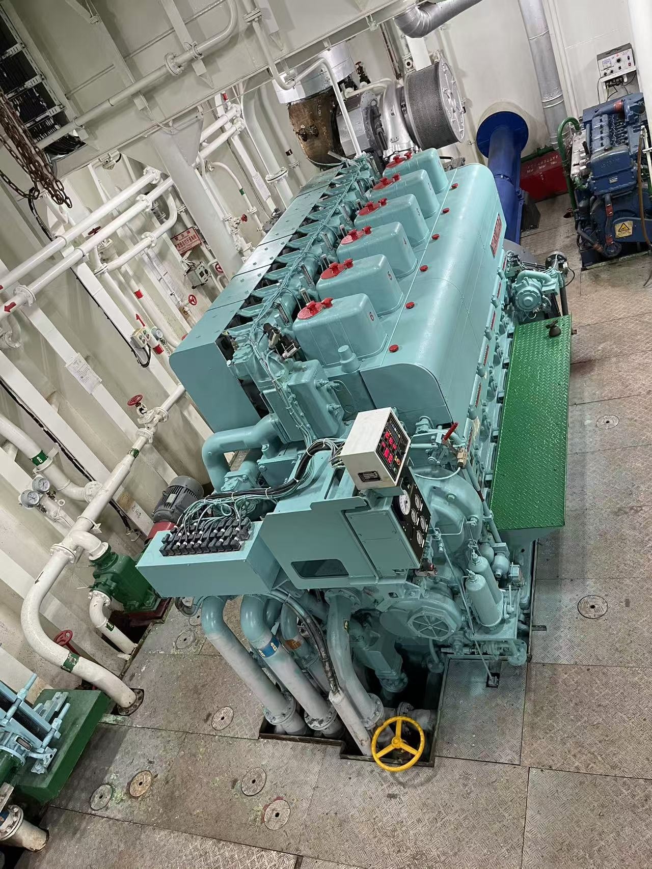 出售5000 马力港作拖轮