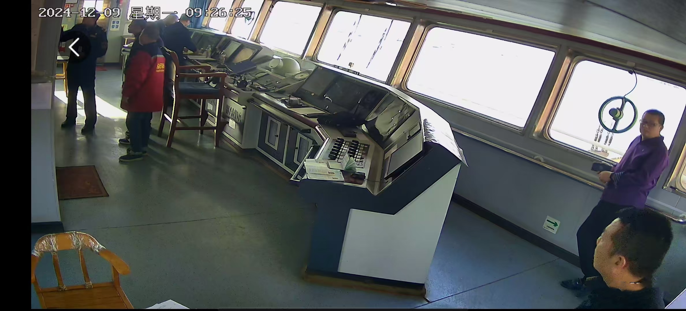 出售8702吨散货船