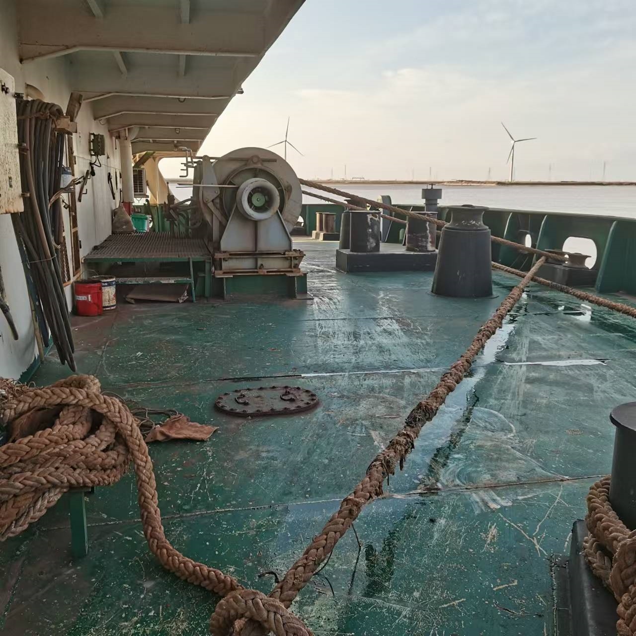 出售8702吨散货船