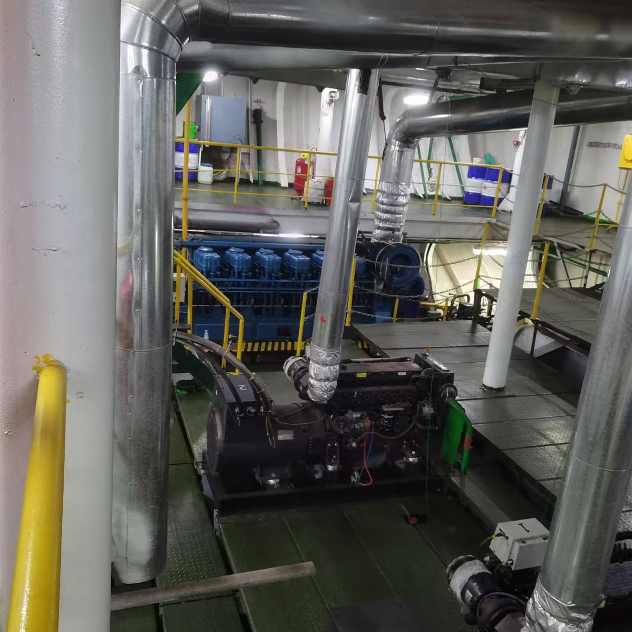 出售8702吨散货船