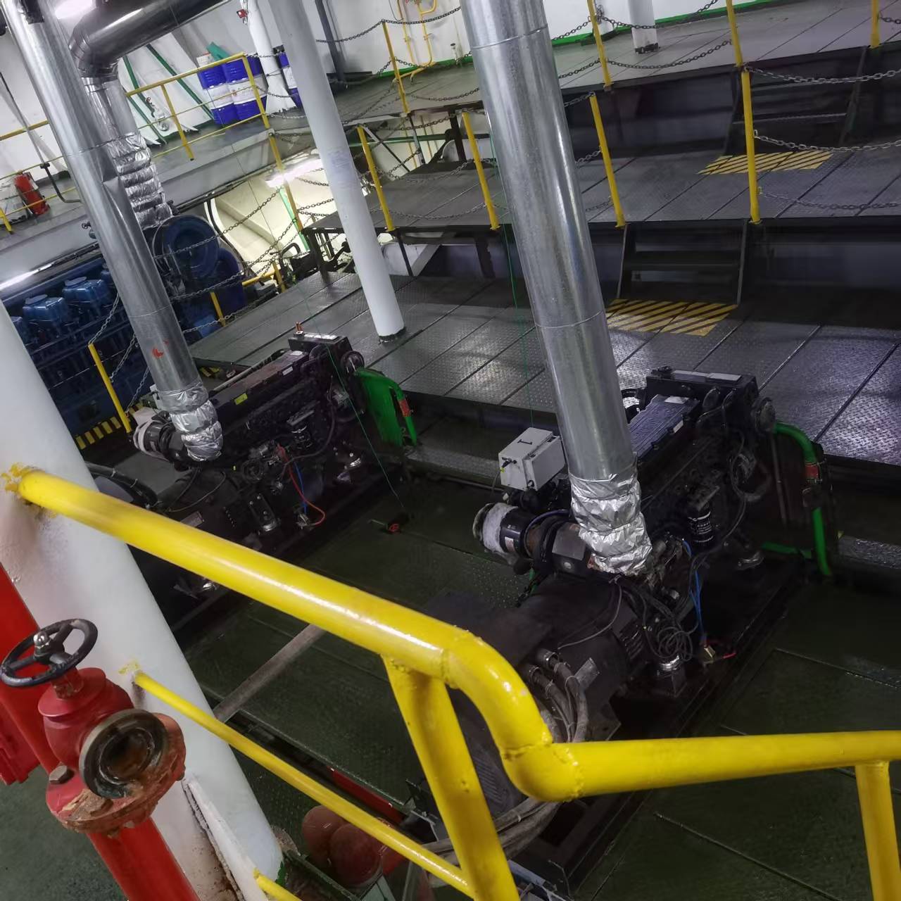 出售8702吨散货船