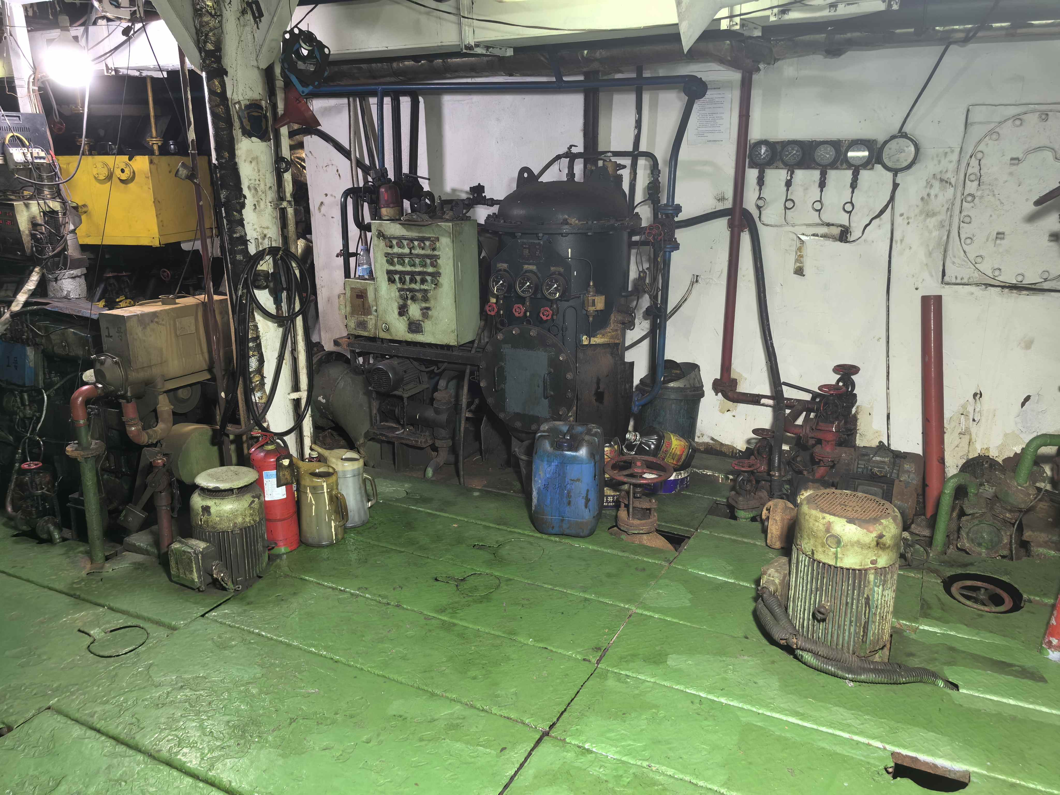 出售5081吨散货船