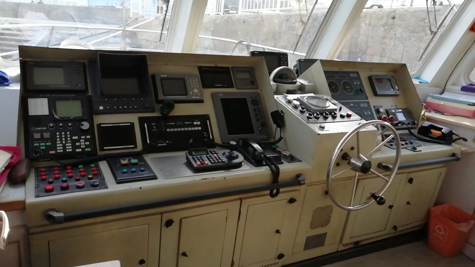 出售99人高速客船