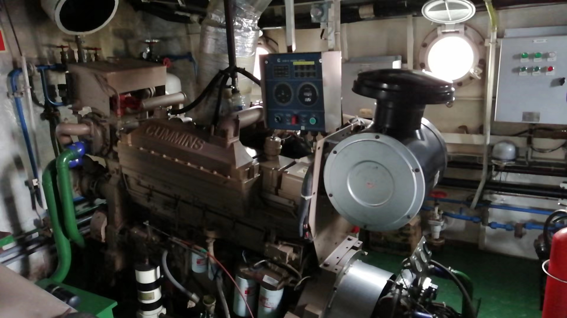 出售99人高速客船