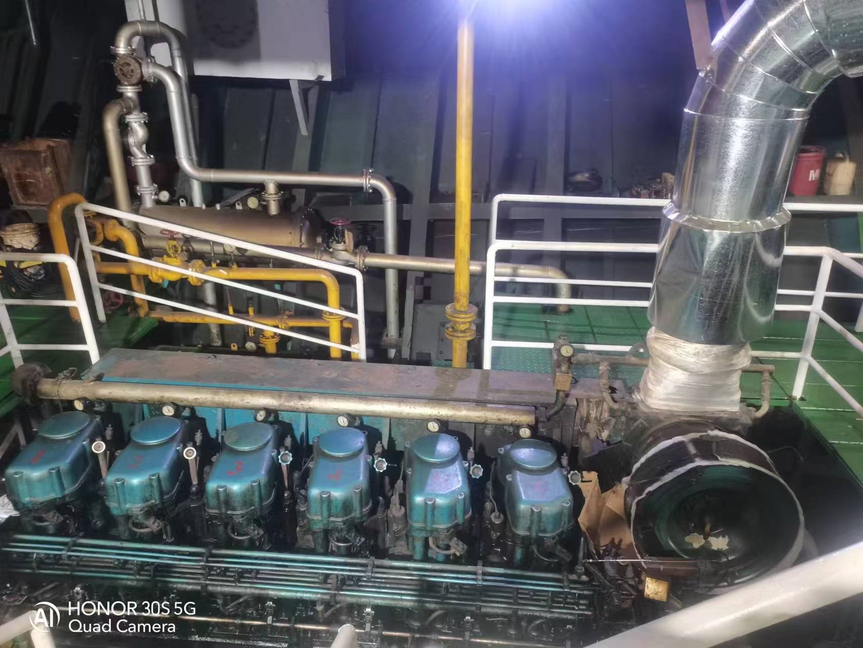 出售8364吨甲板货驳