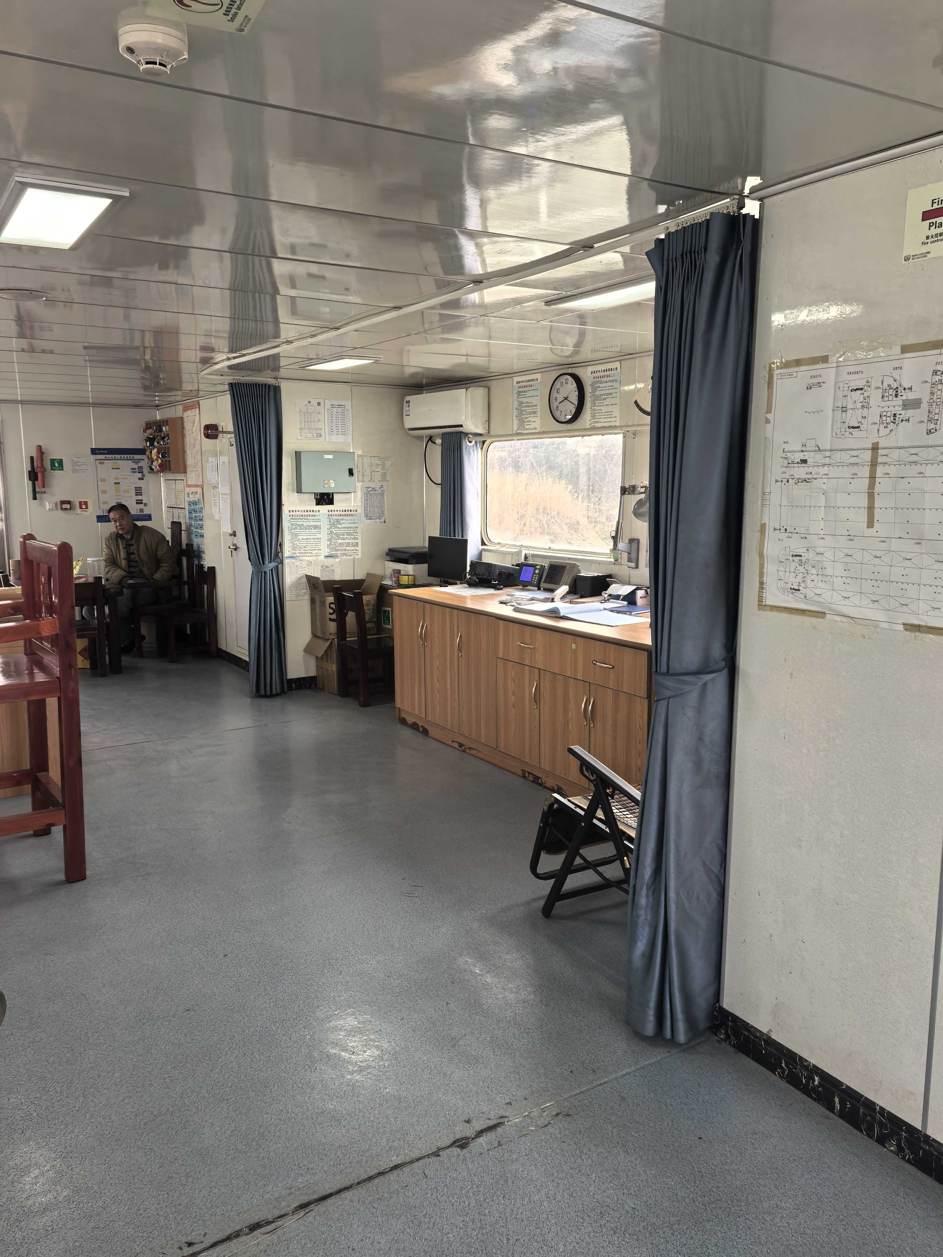 出售13000吨甲板货驳