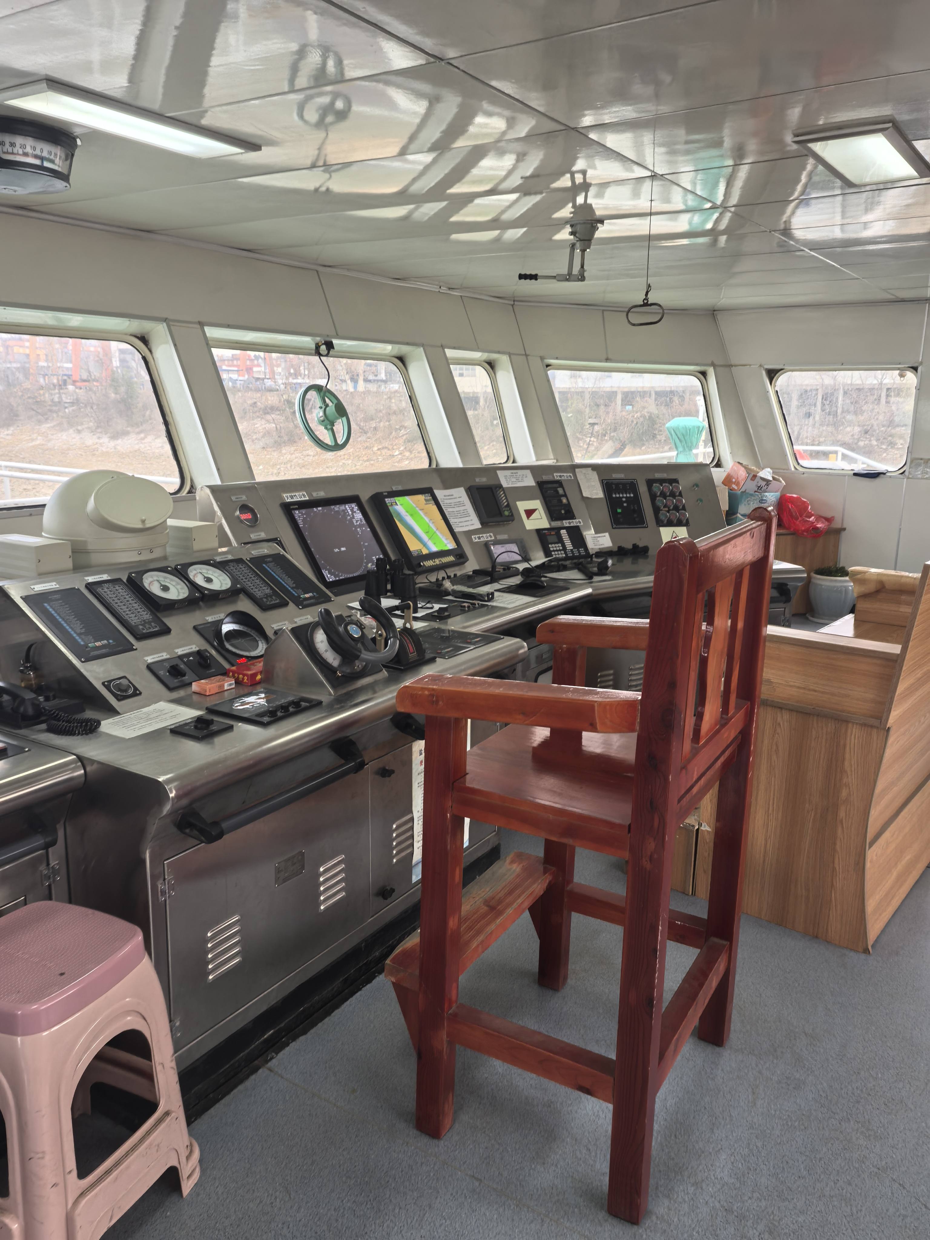 出售13000吨甲板货驳