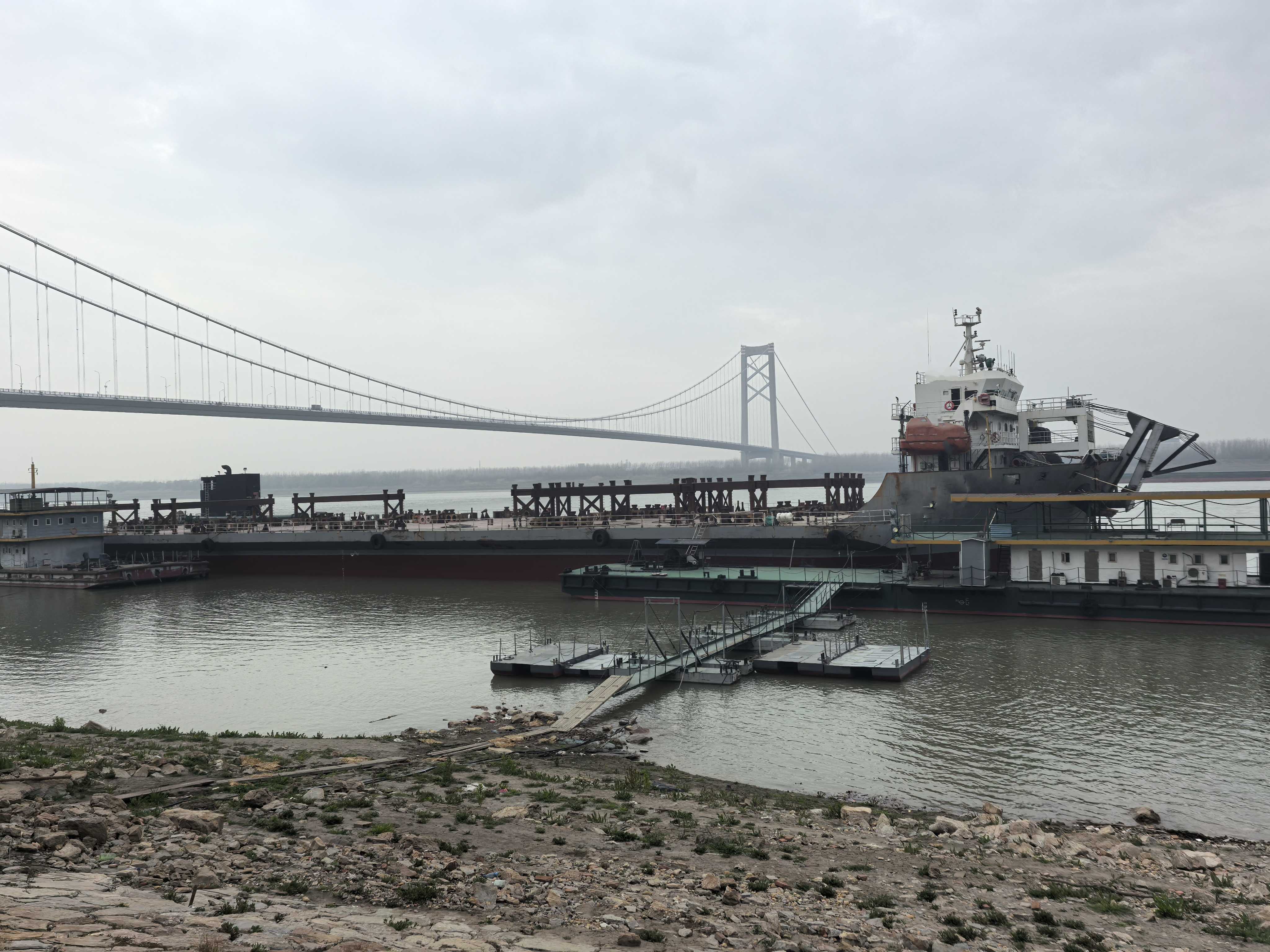 出售13000吨甲板货驳