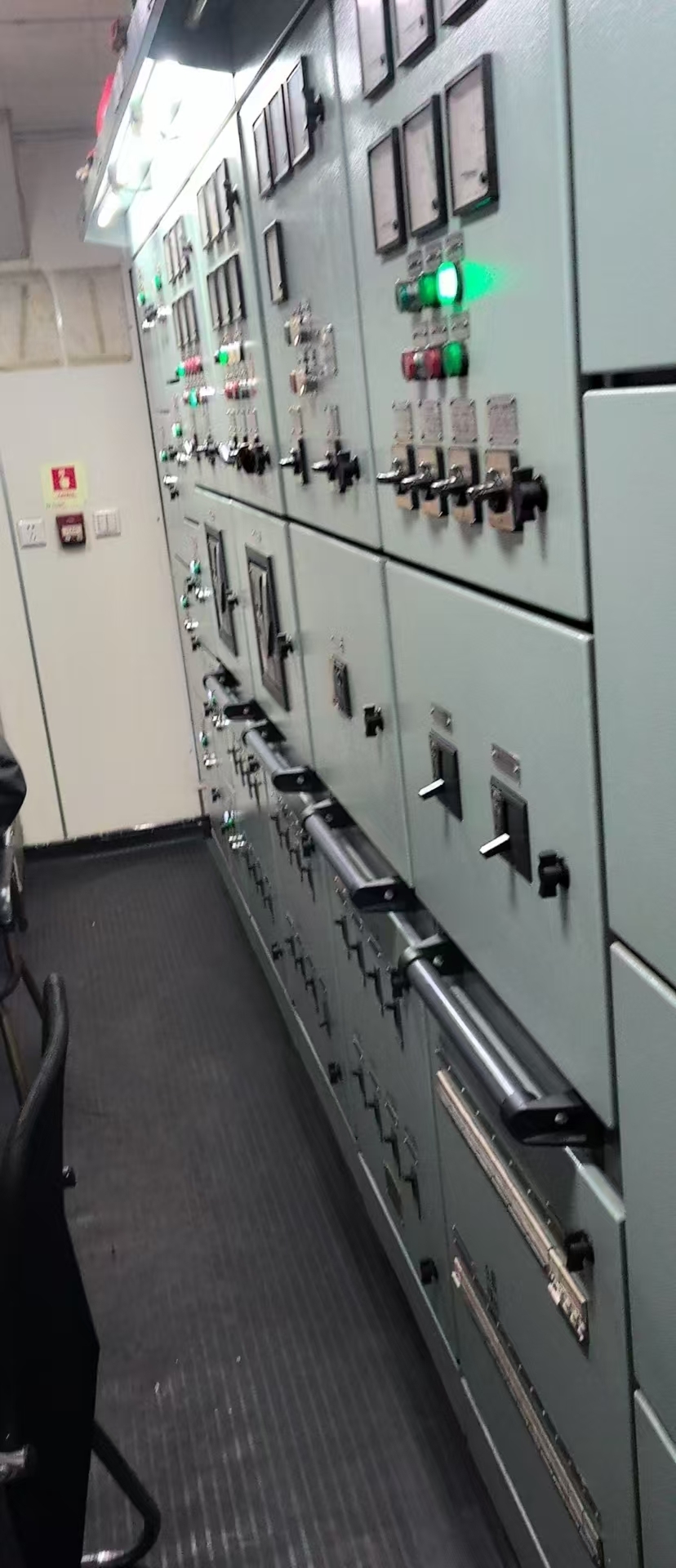 出售13000吨甲板货驳