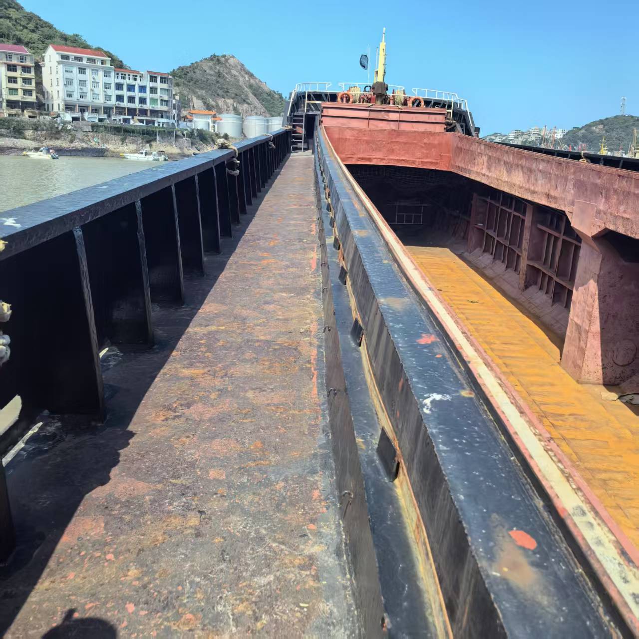 出售960吨一般干货船