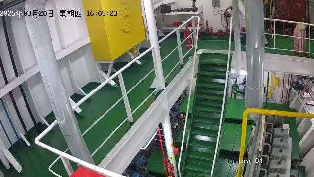 出售2600m³开体泥驳