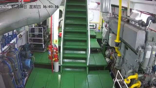 出售2600m³开体泥驳