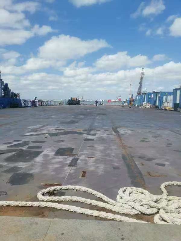 出售310尺无动力驳船