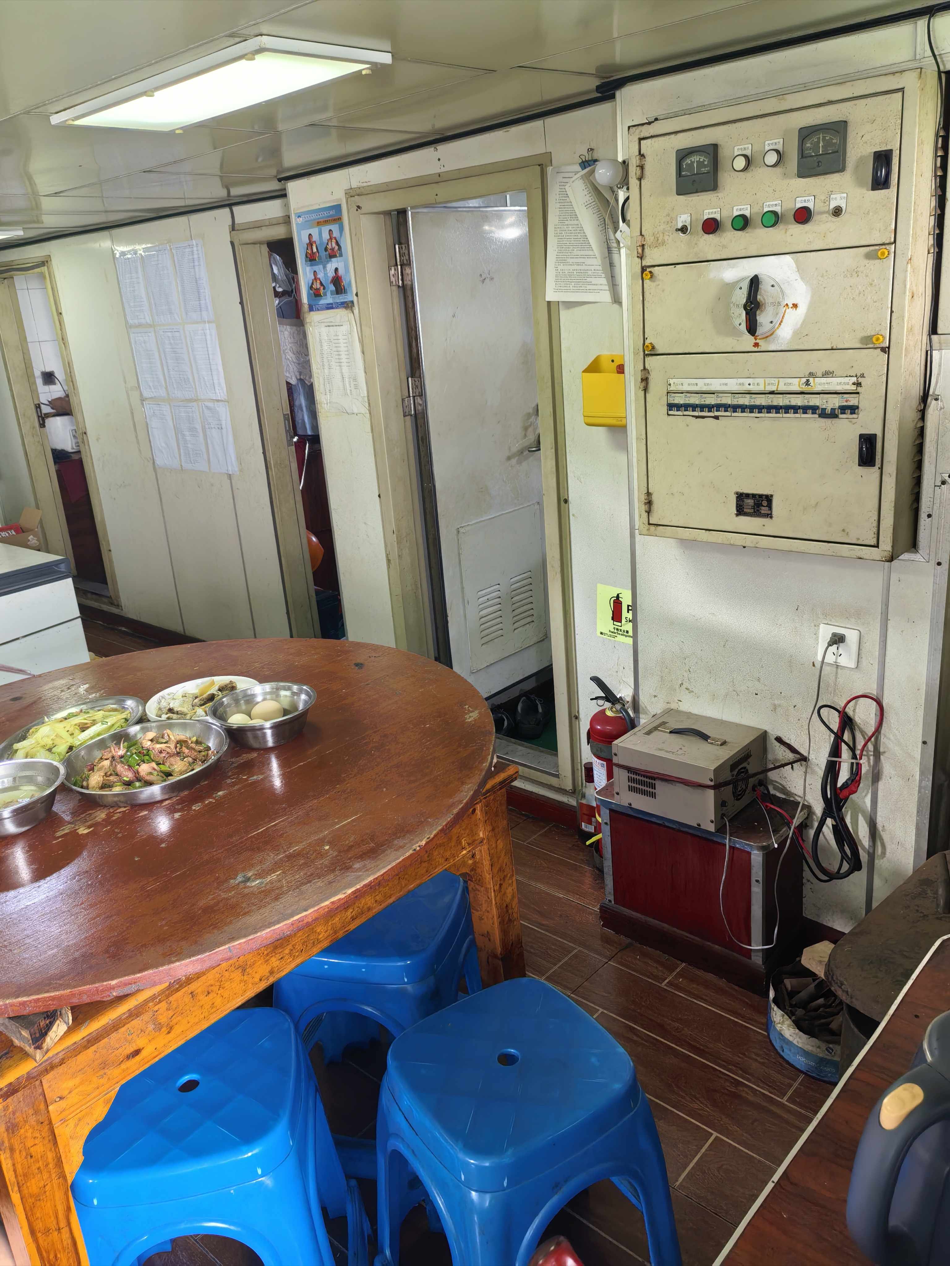 864 T Product Oil Tanker For Sale