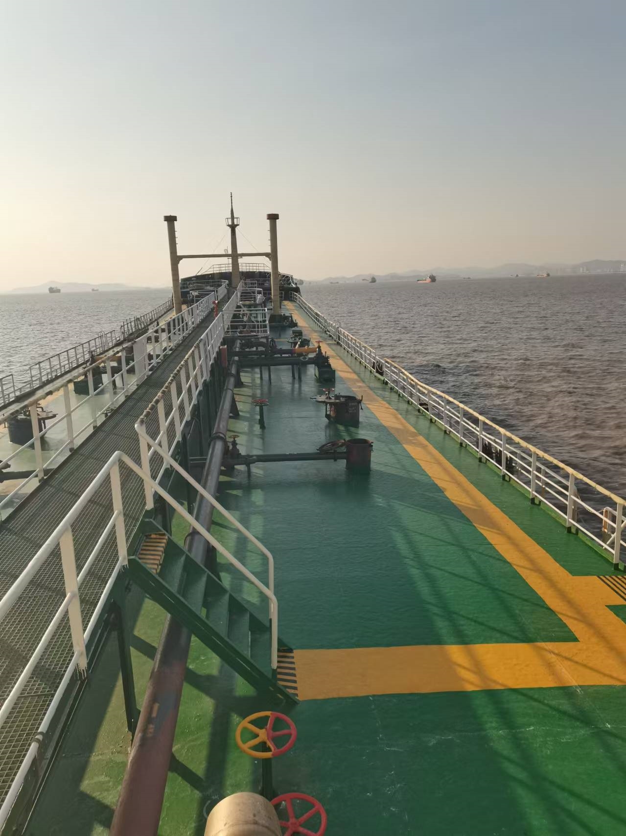 出售7099吨成品油船