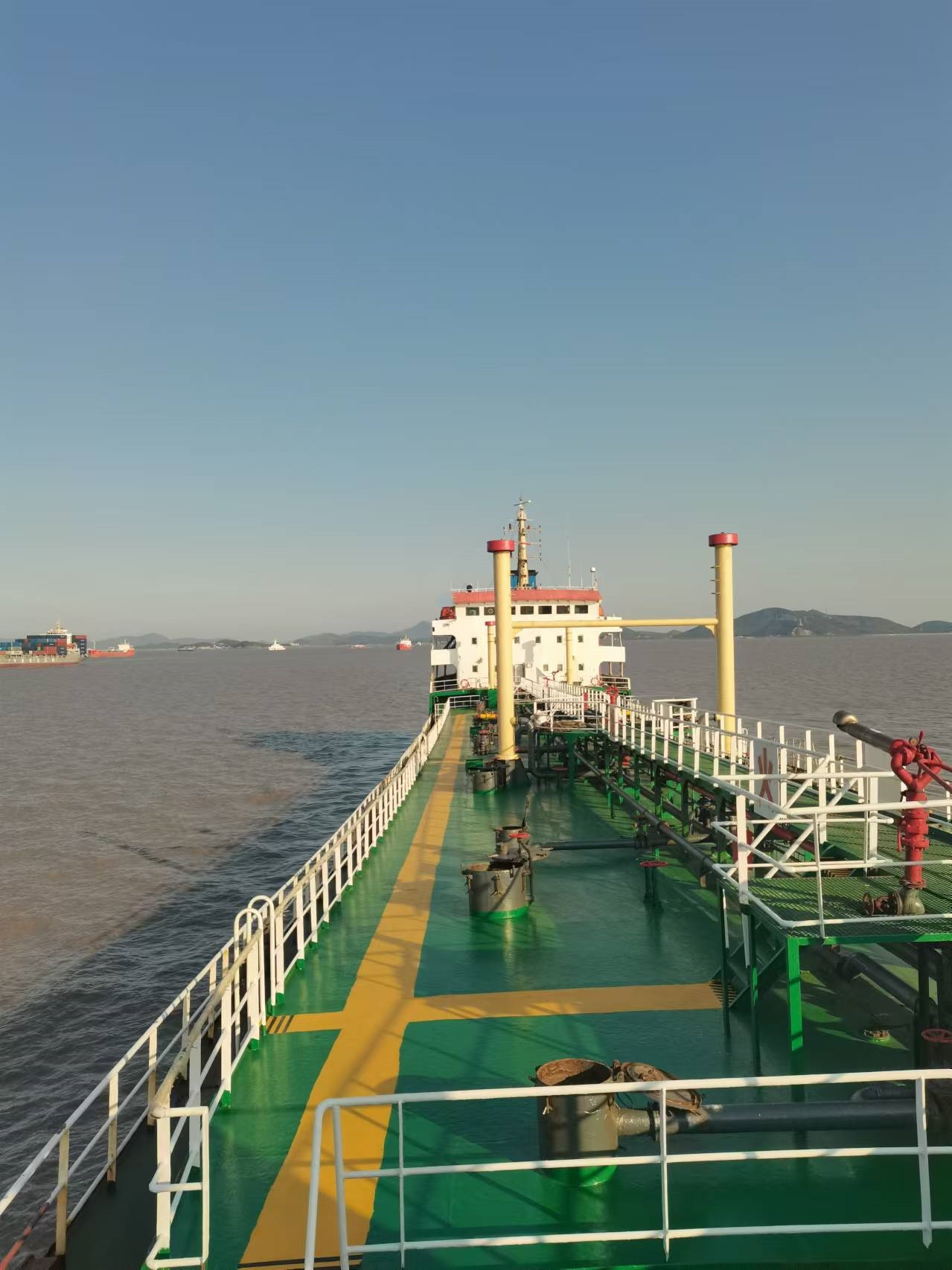 出售7099吨成品油船