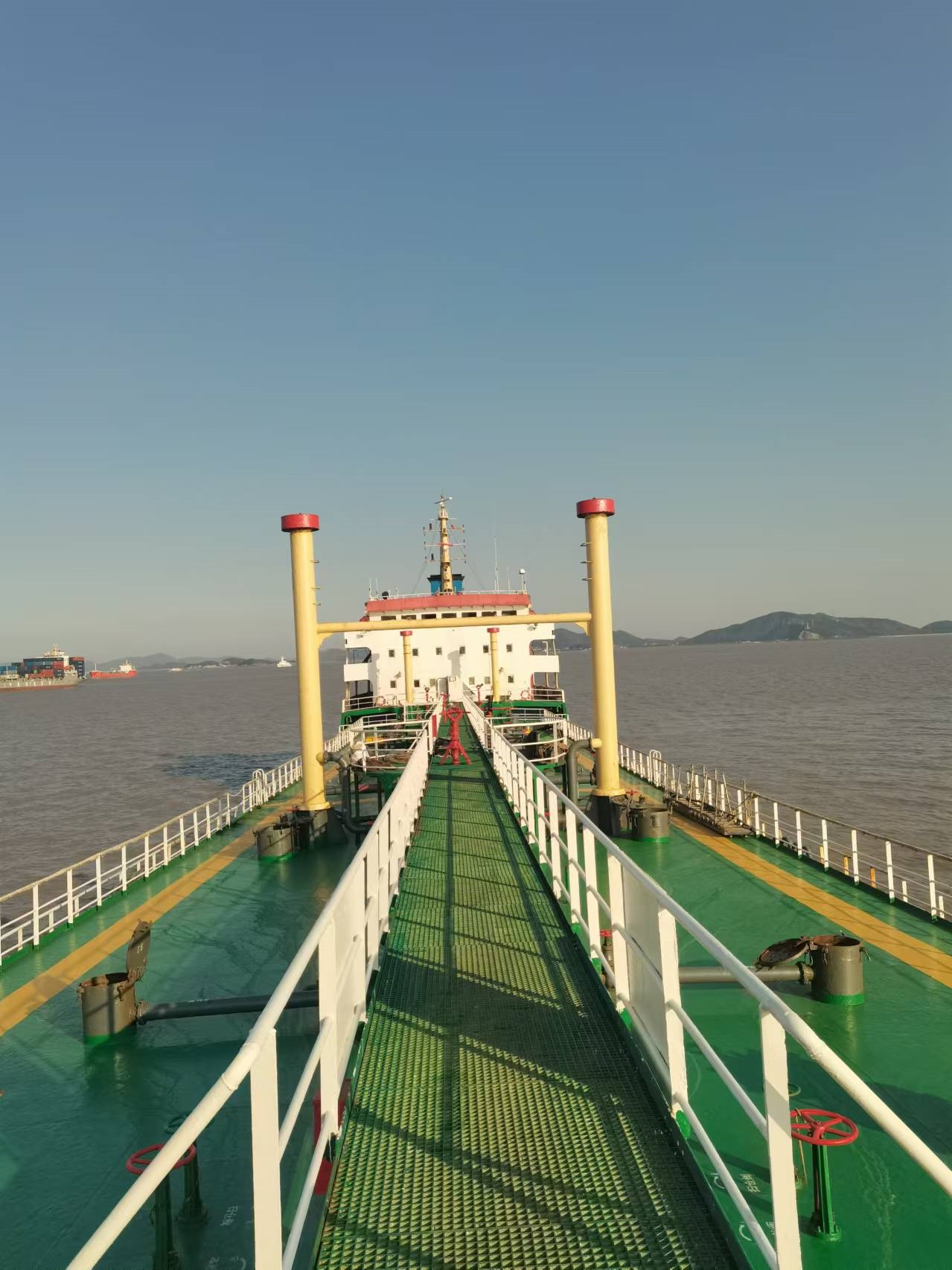 出售7099吨成品油船