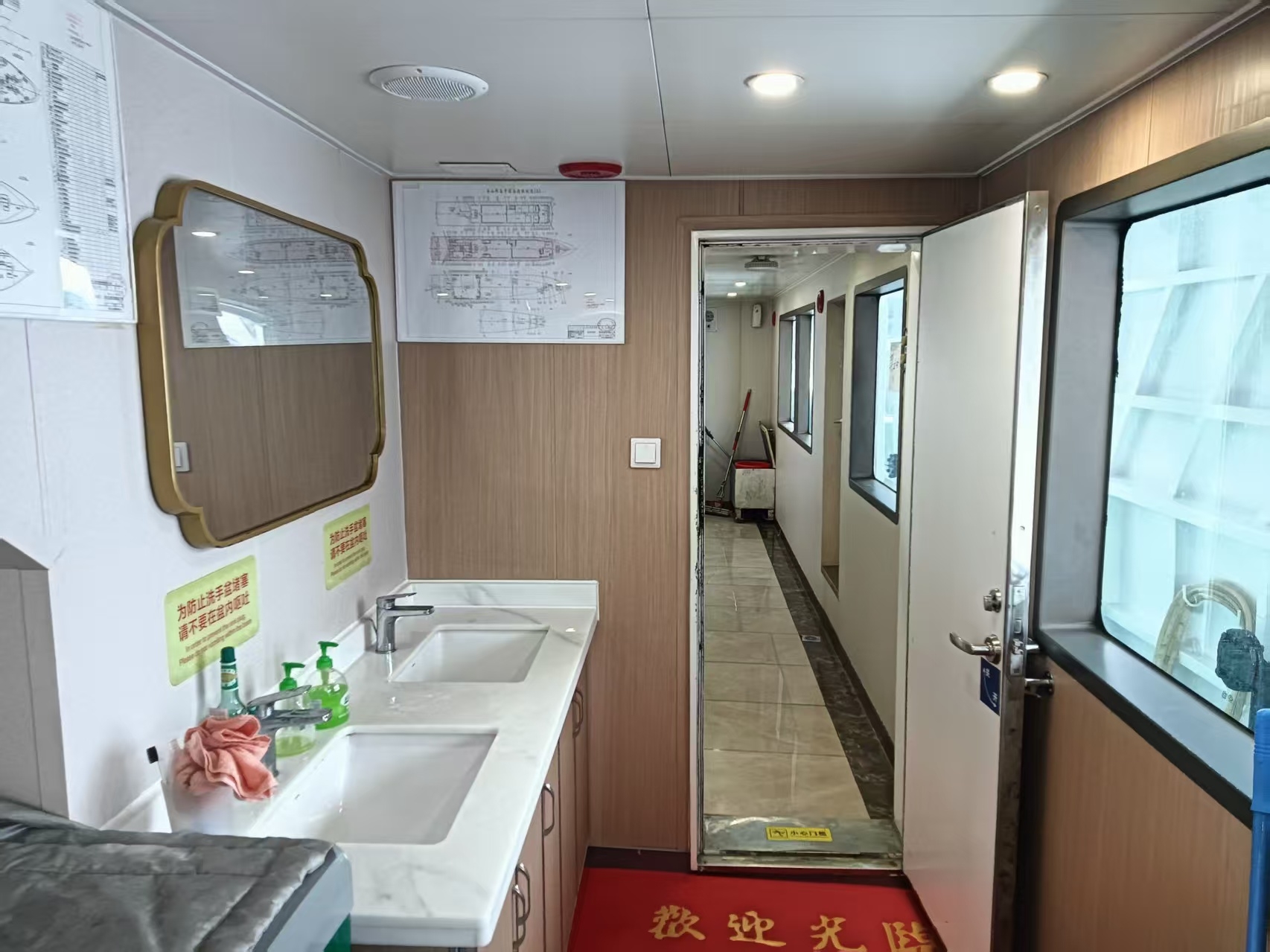 出售498人普通客船