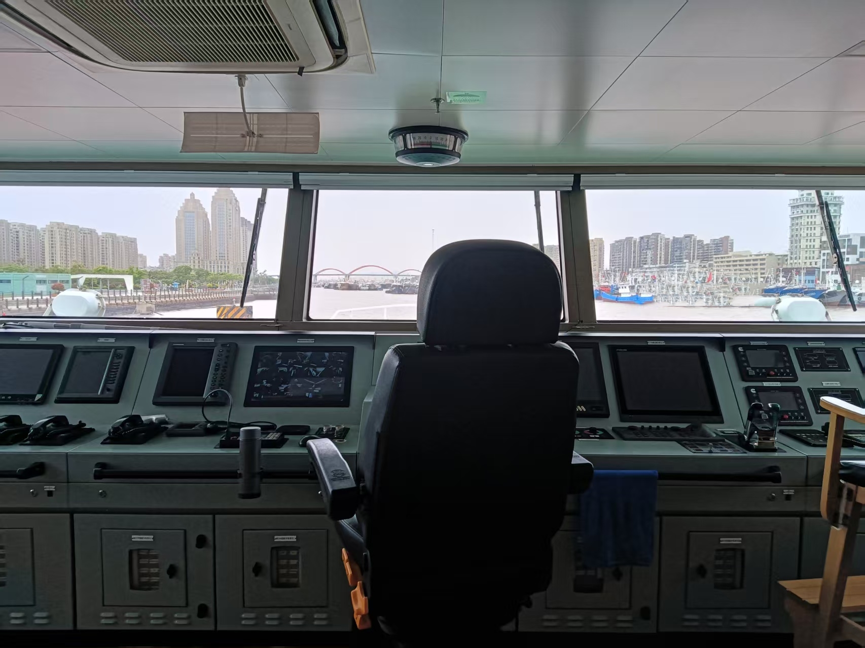 出售498人普通客船