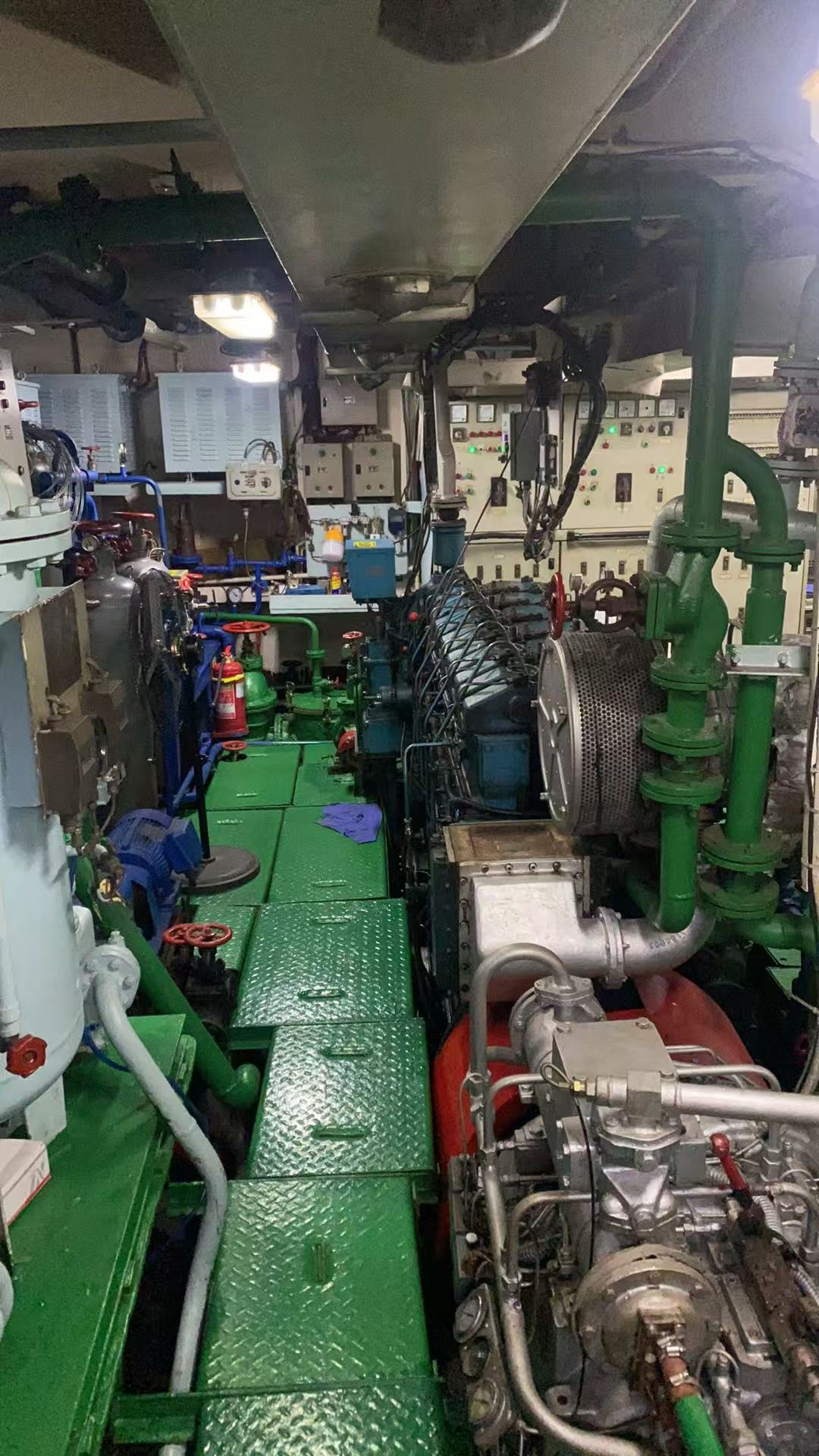 出售498人普通客船