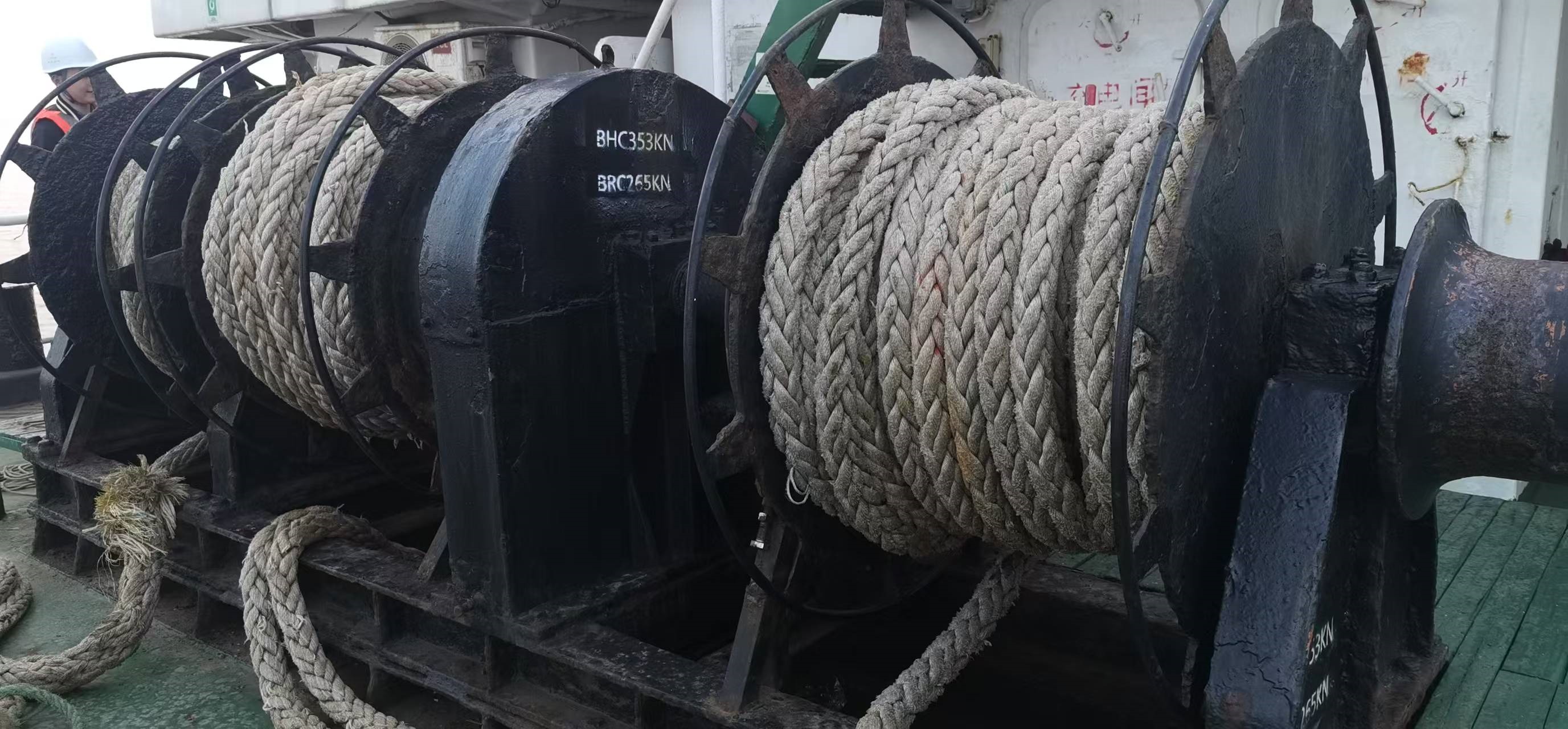 出售3600吨成品油船