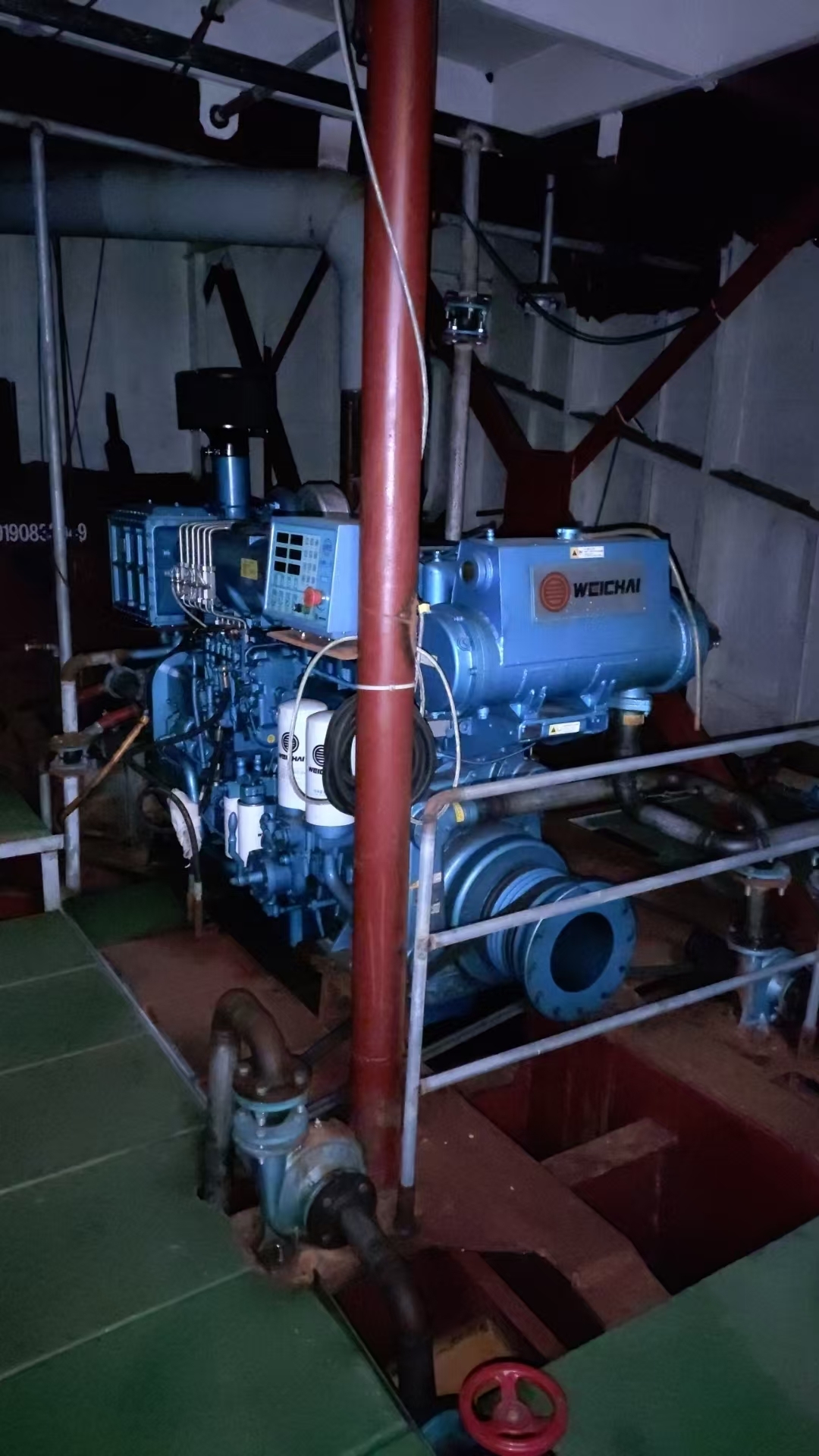 出售25吨全回转浮吊