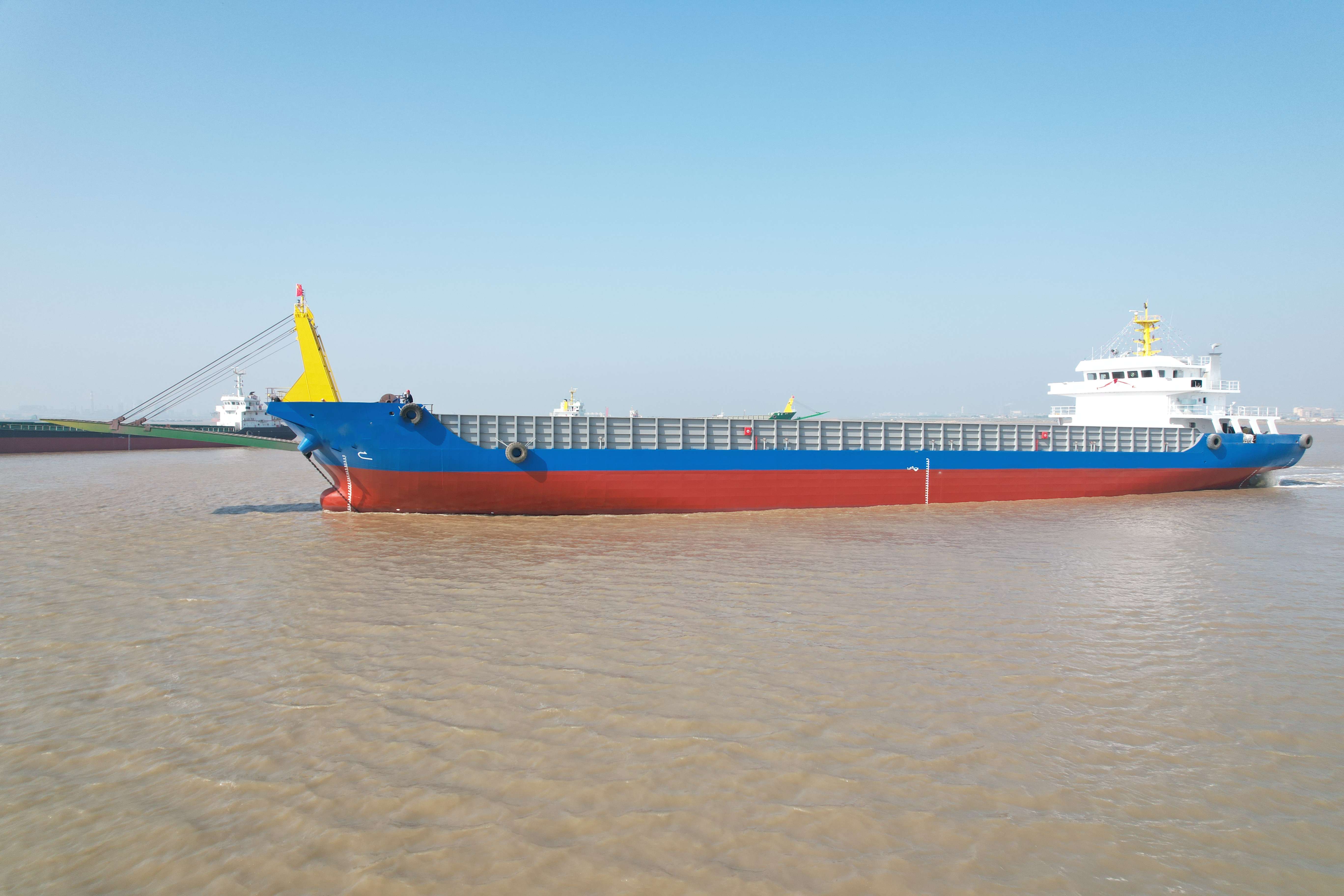 出售5000吨甲板货驳