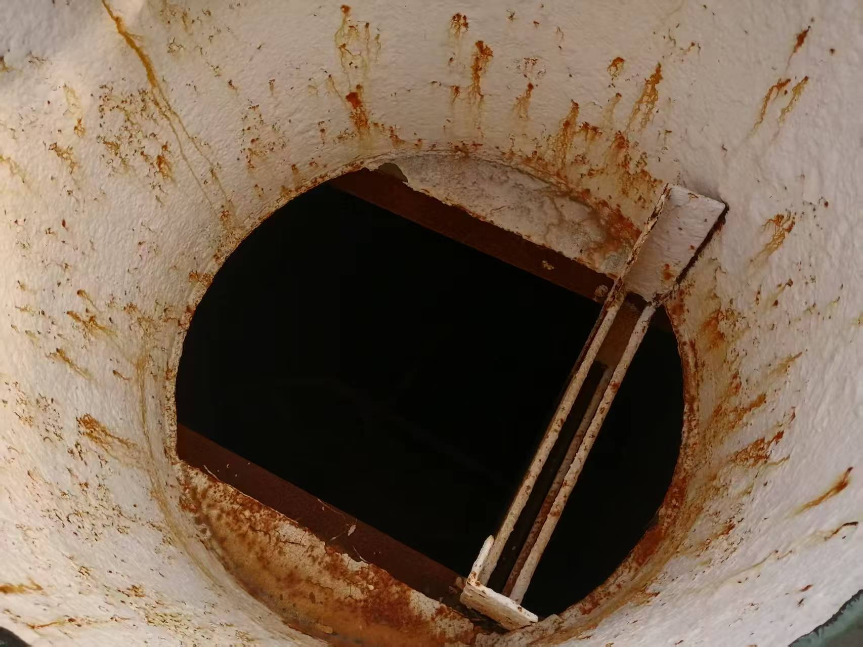 出售3366吨成品油船