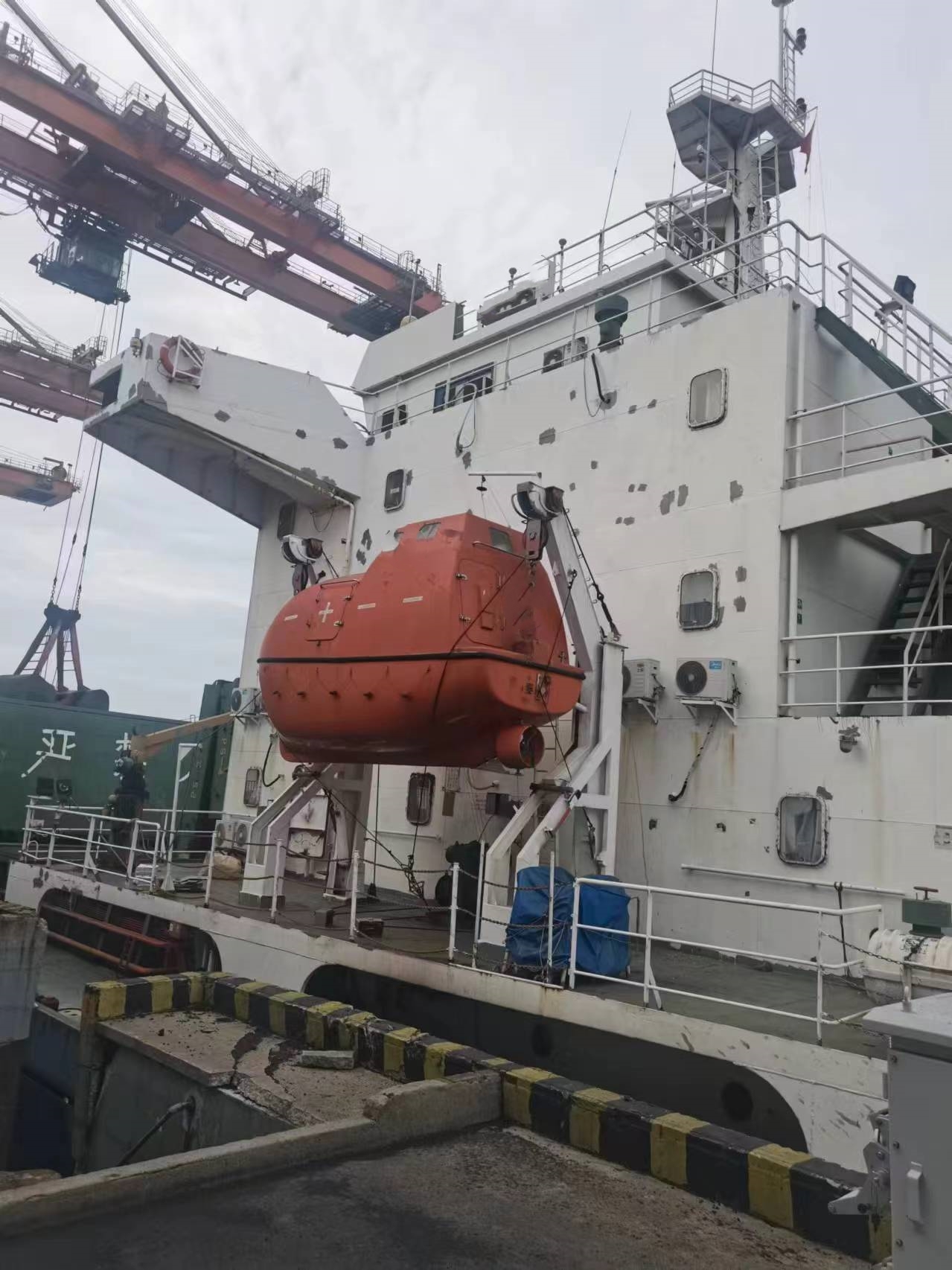 出售30806吨散货船