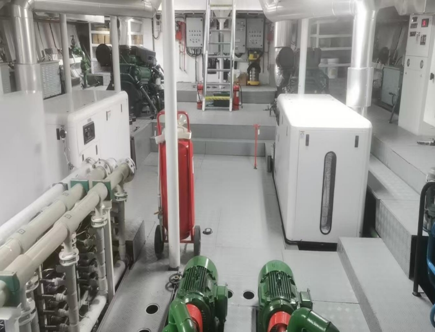 出售78人普通客船