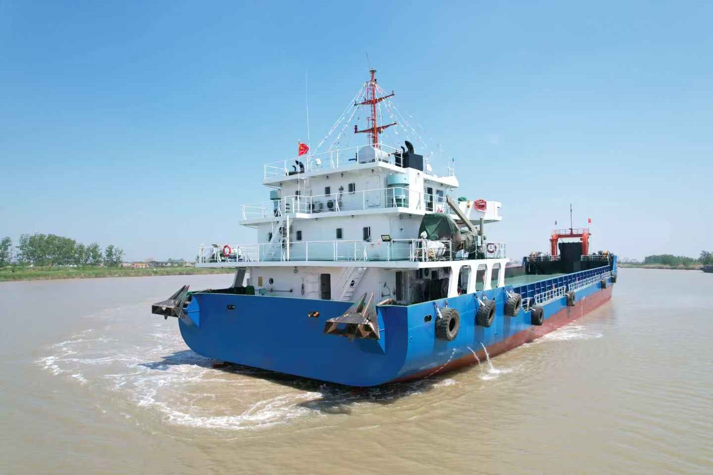 出售2807吨甲板货驳