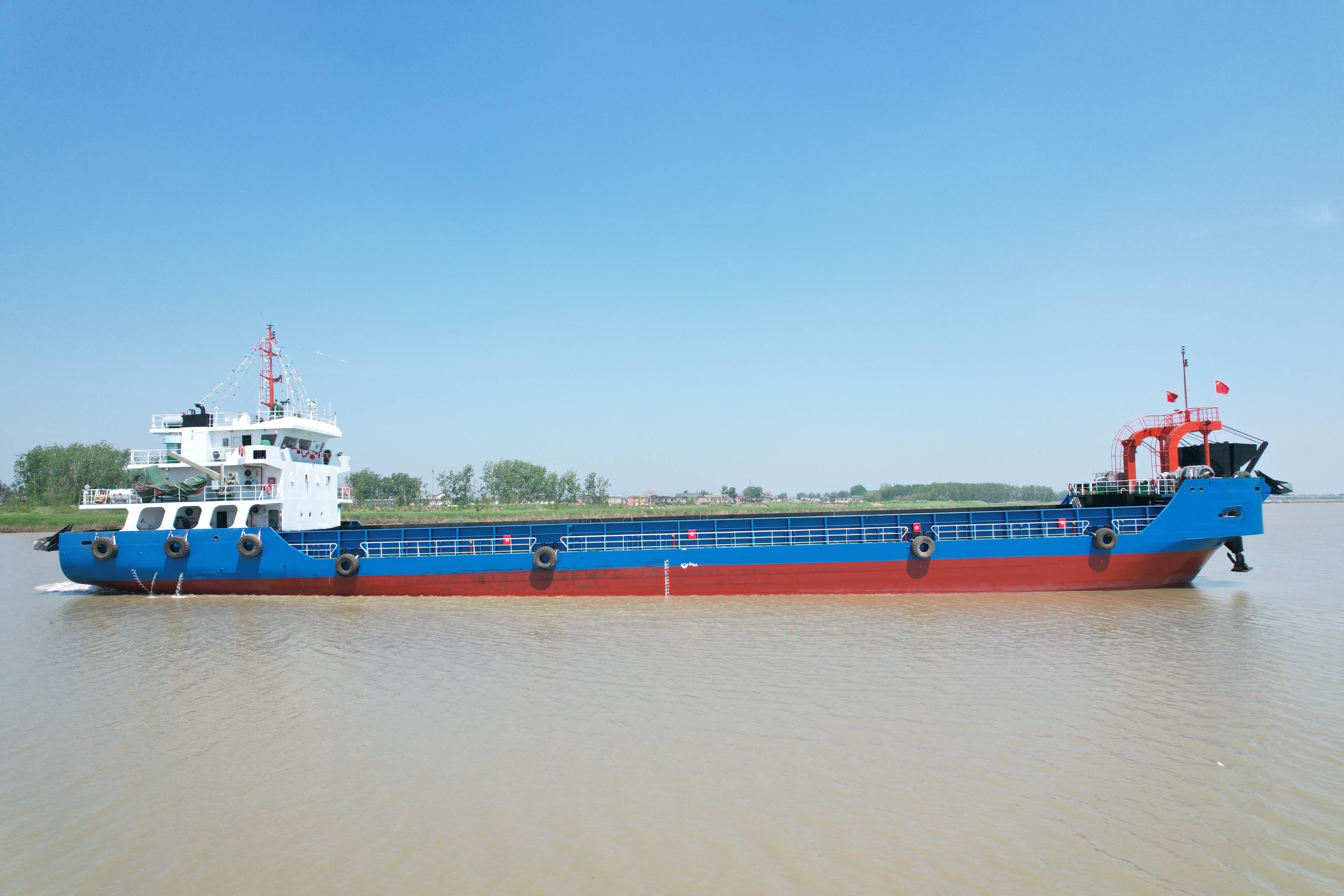 出售2807吨甲板货驳