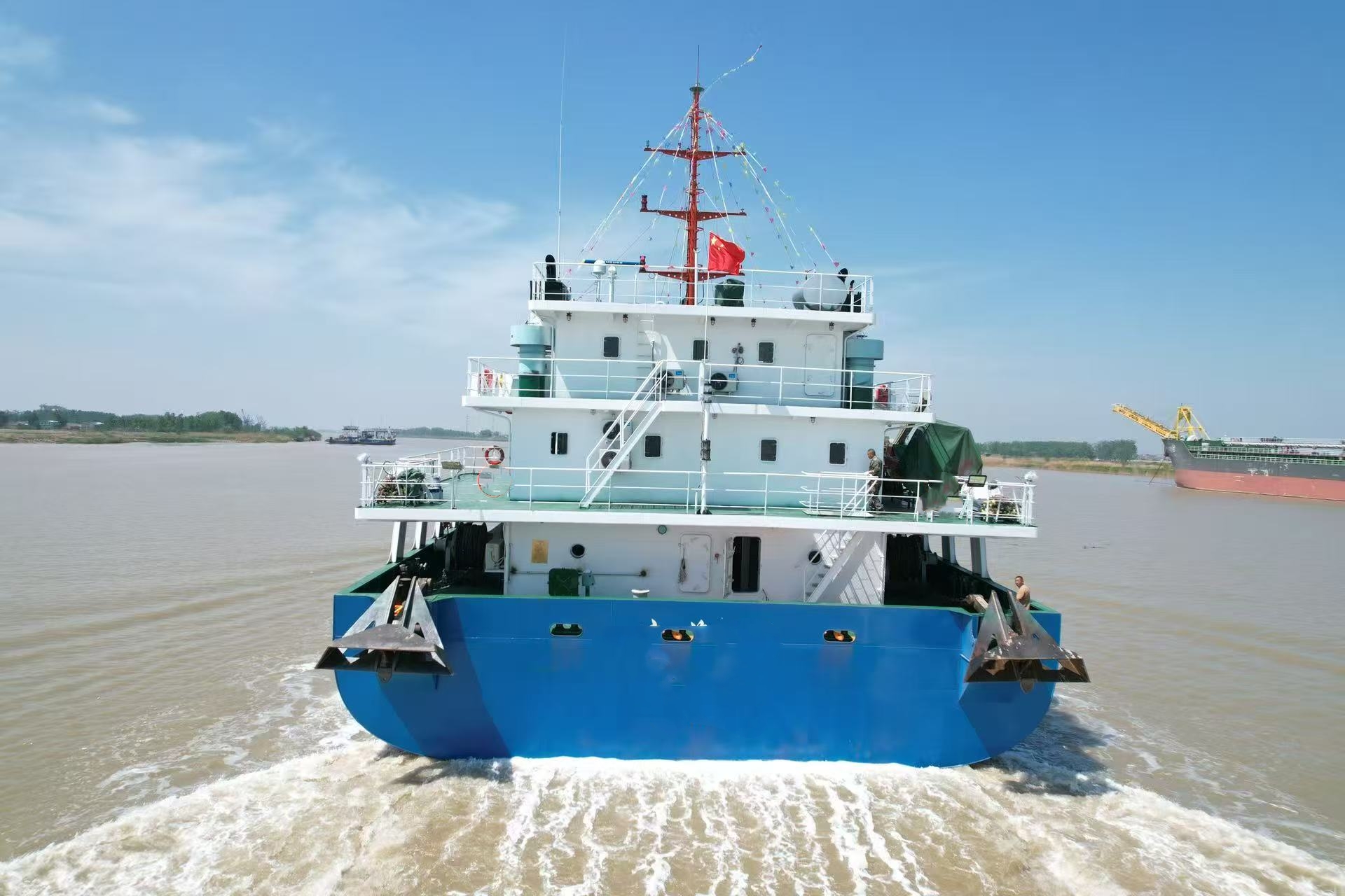 出售2807吨甲板货驳