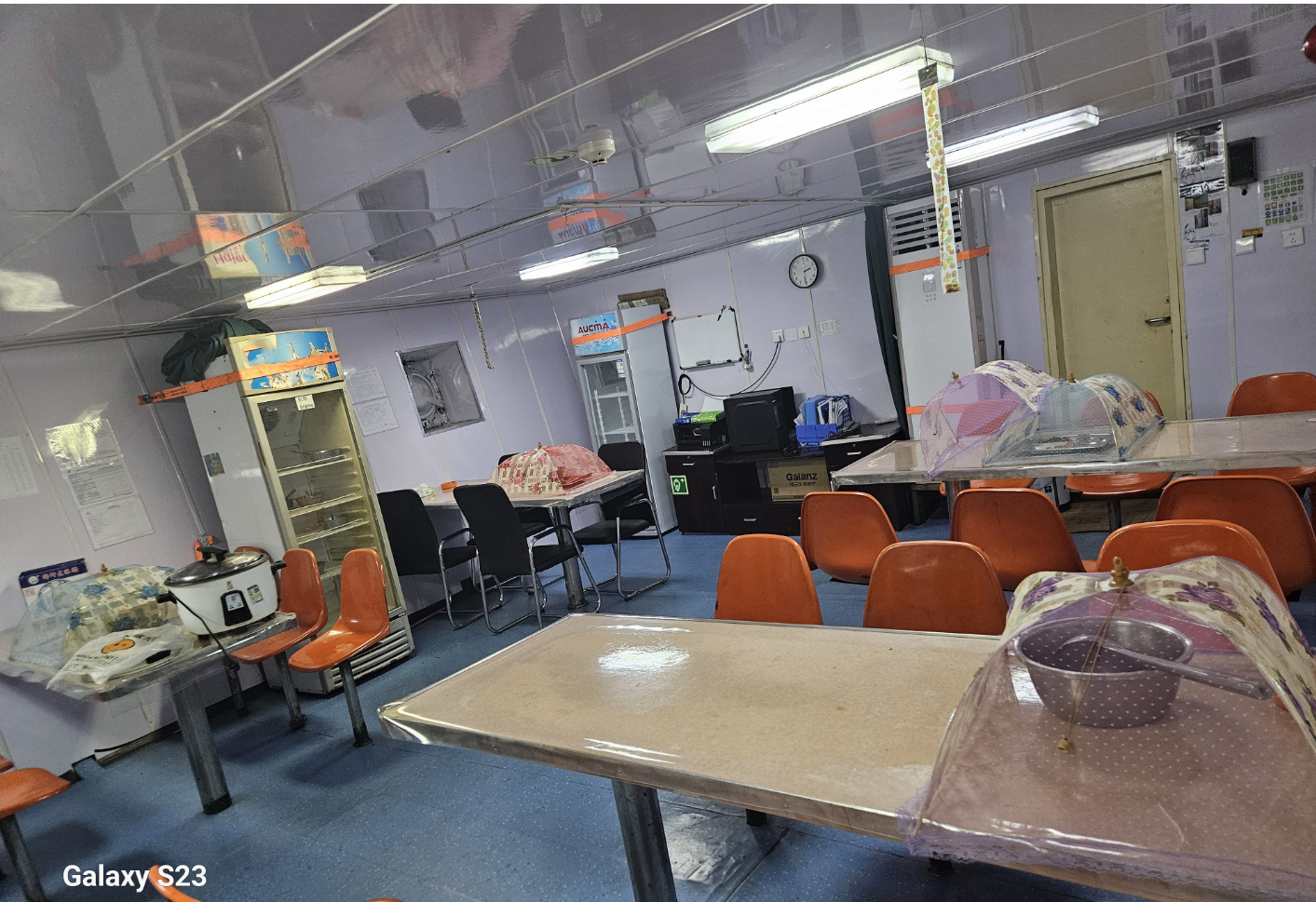 出售13830吨散货船