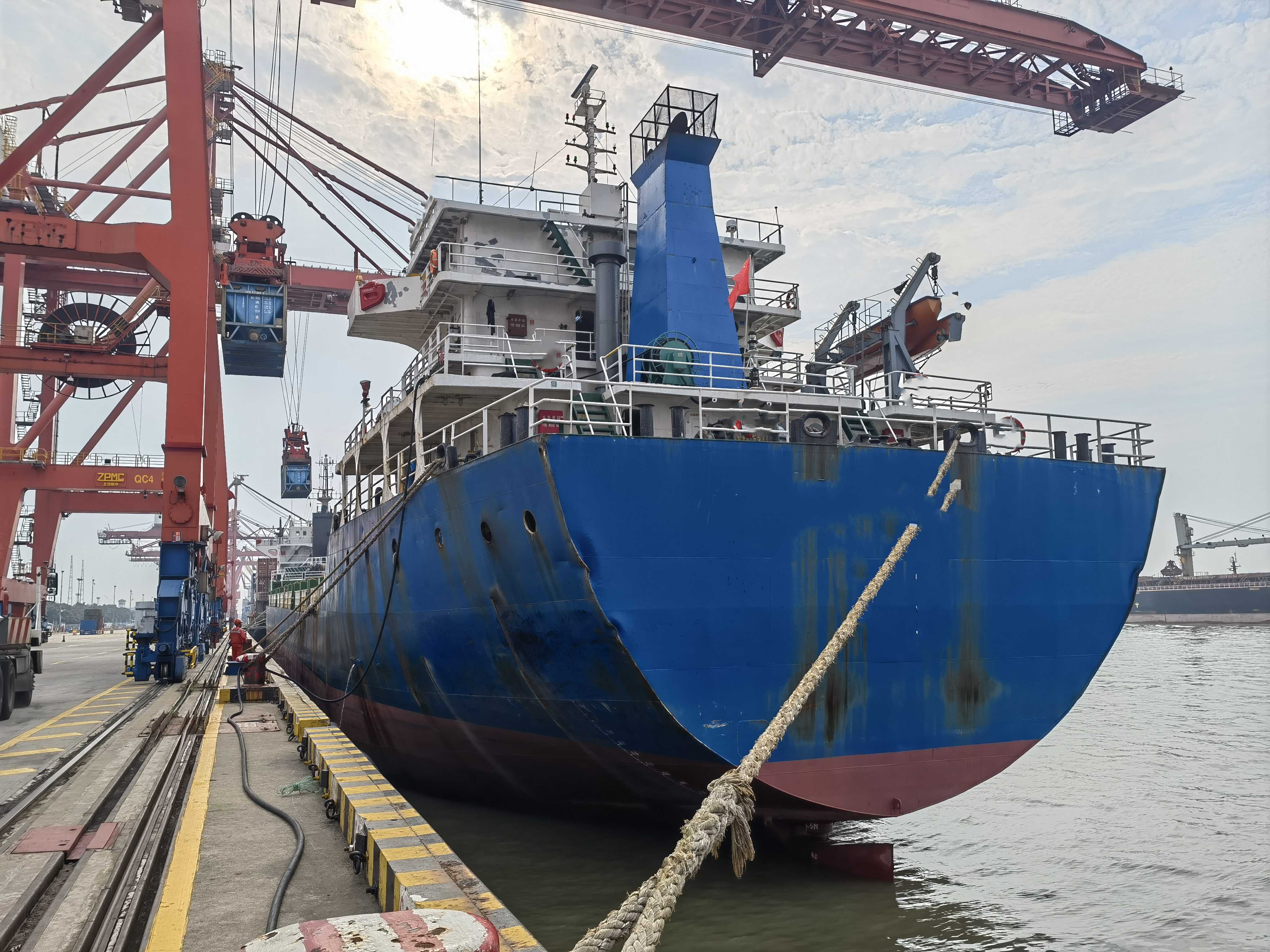 出售7380吨多用途船