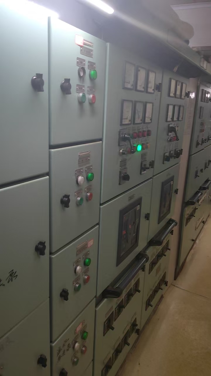 出售6080吨甲板货驳