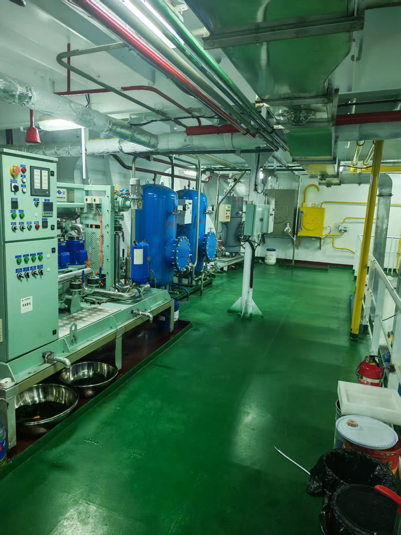 出售9721吨散货船