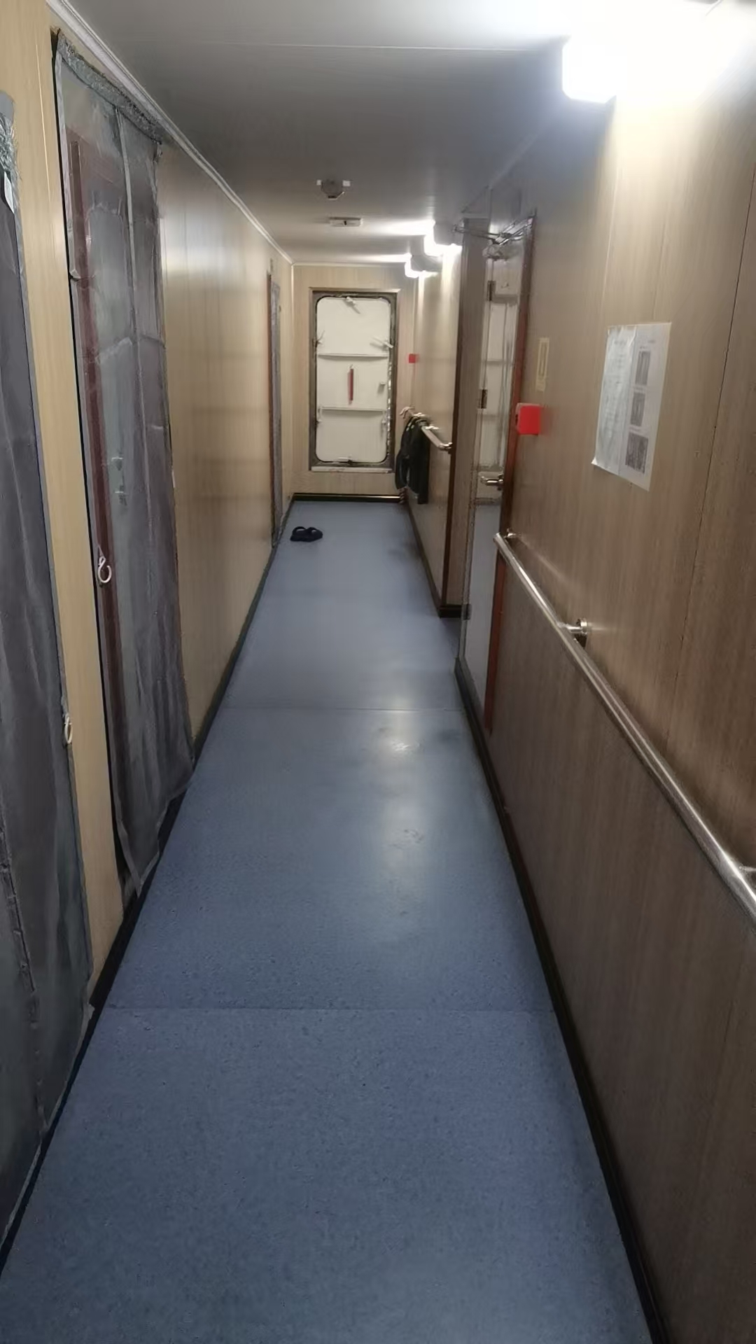 出售9721吨散货船