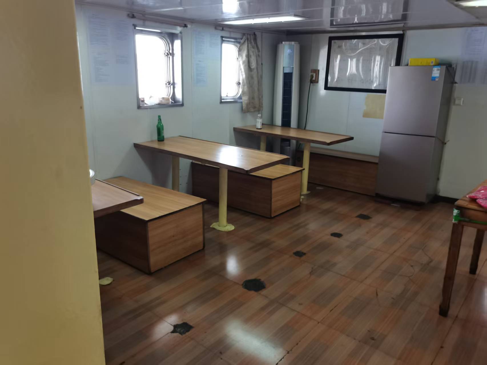 出售4511吨成品油船