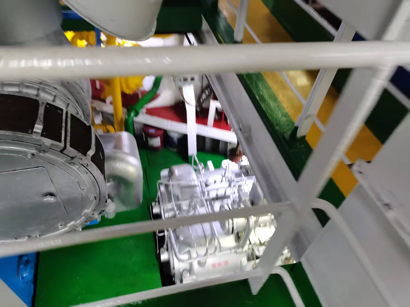 出售4511吨成品油船