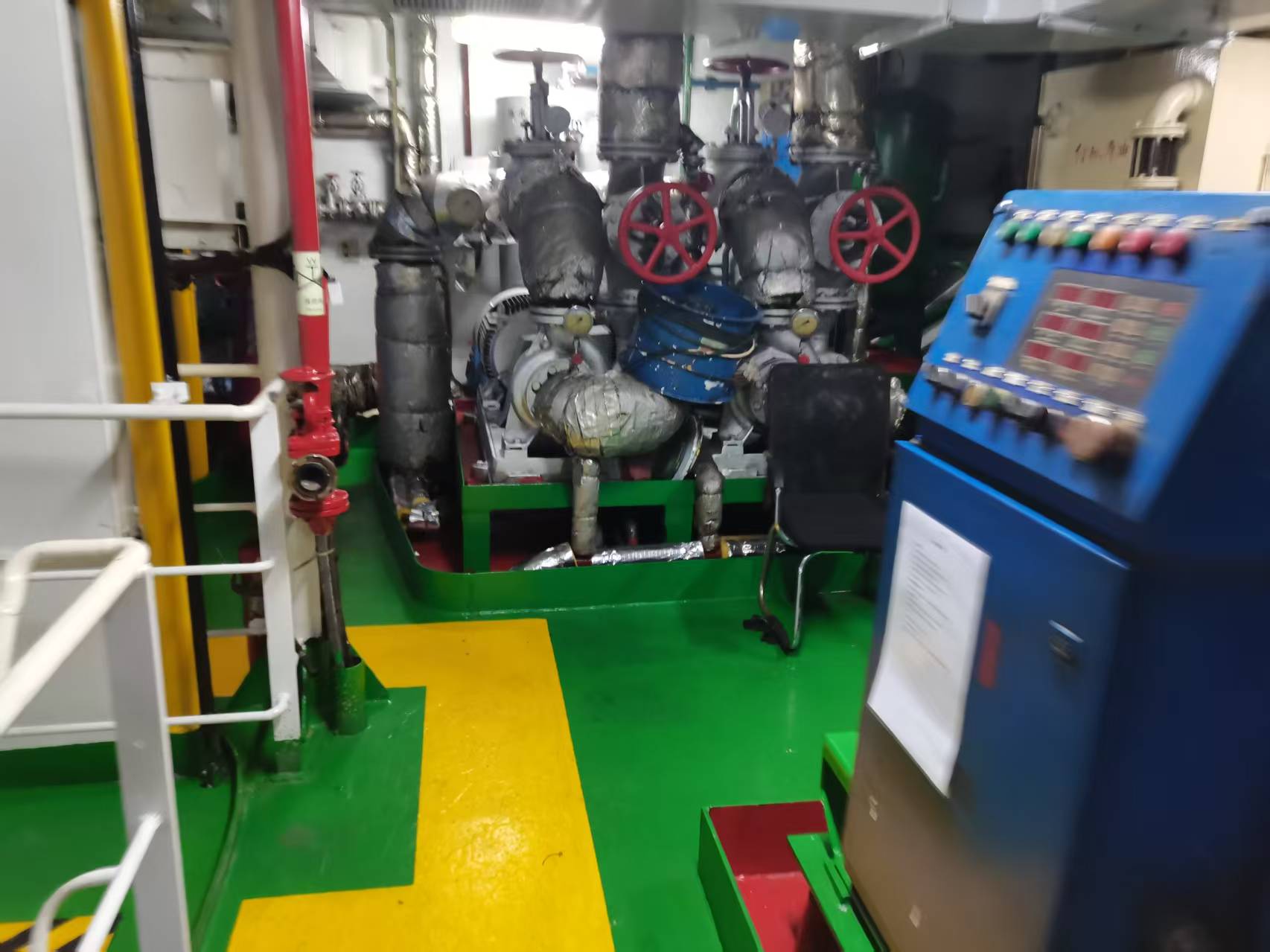 出售4511吨成品油船