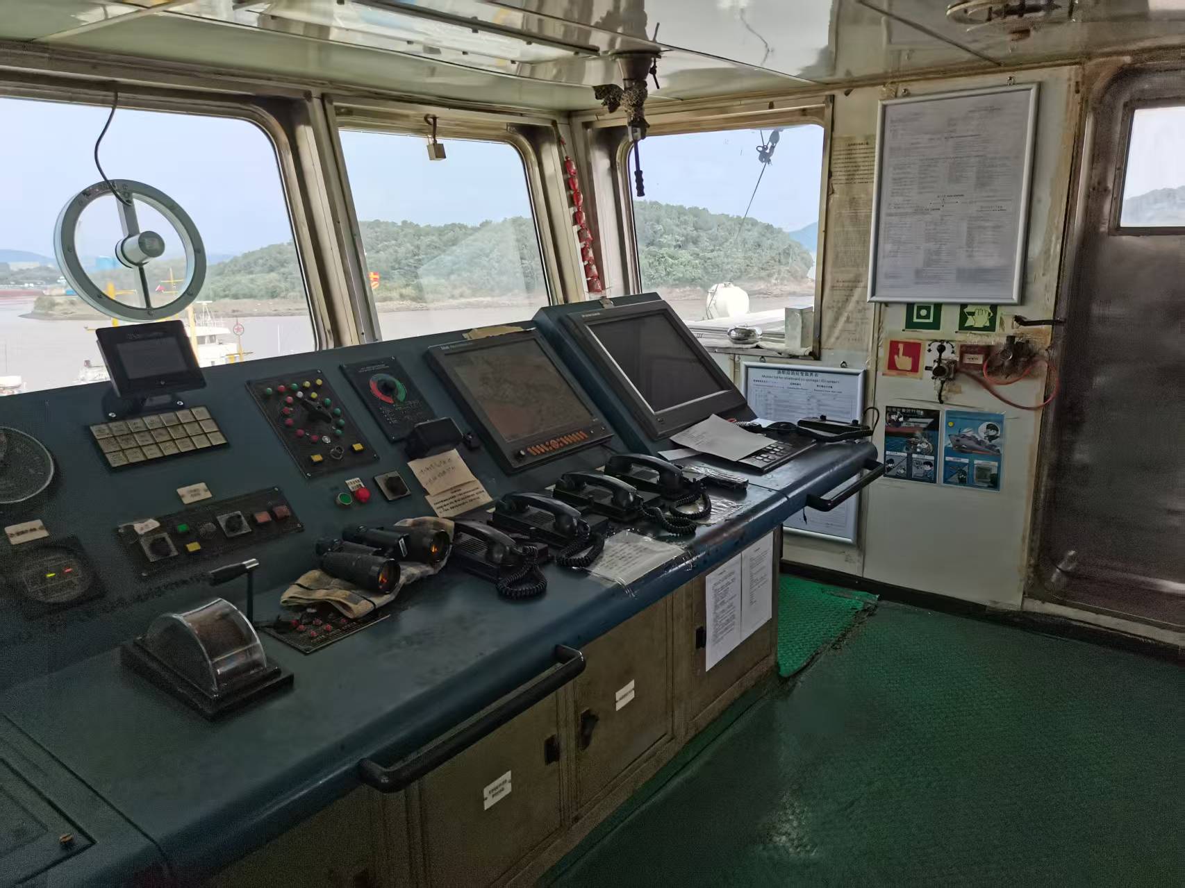 出售4511吨成品油船