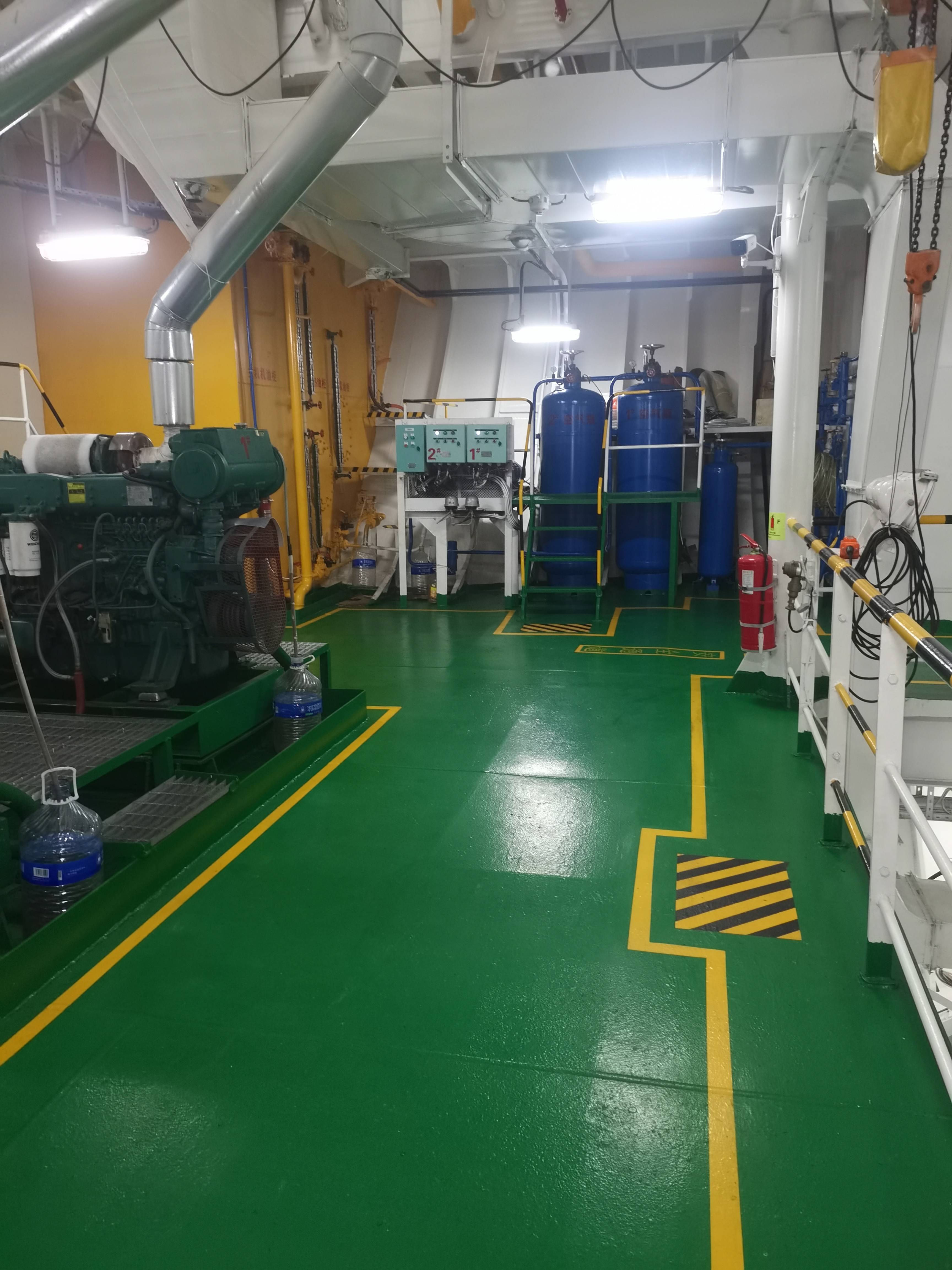 出售7491吨散货船