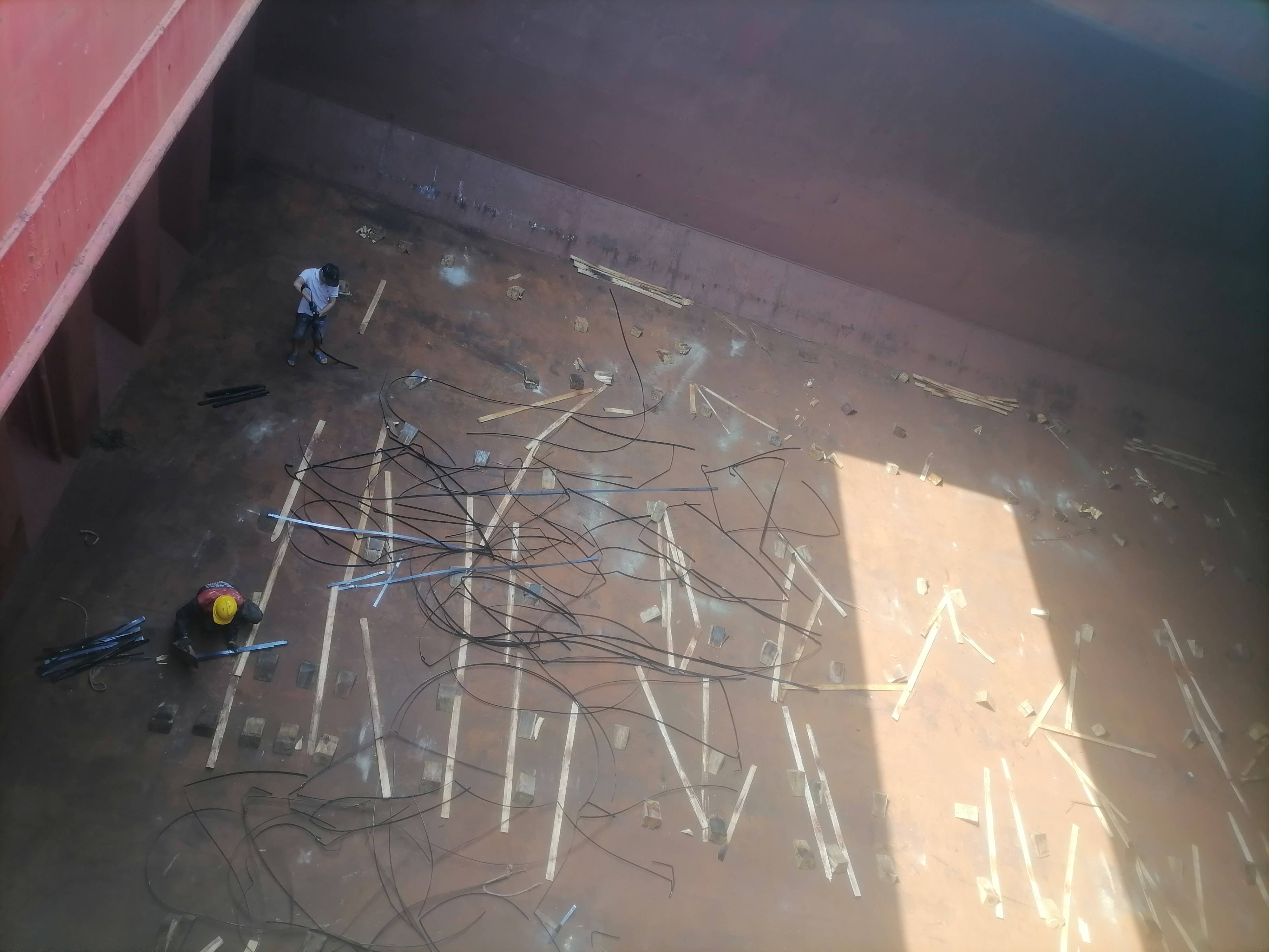 出售7491吨散货船