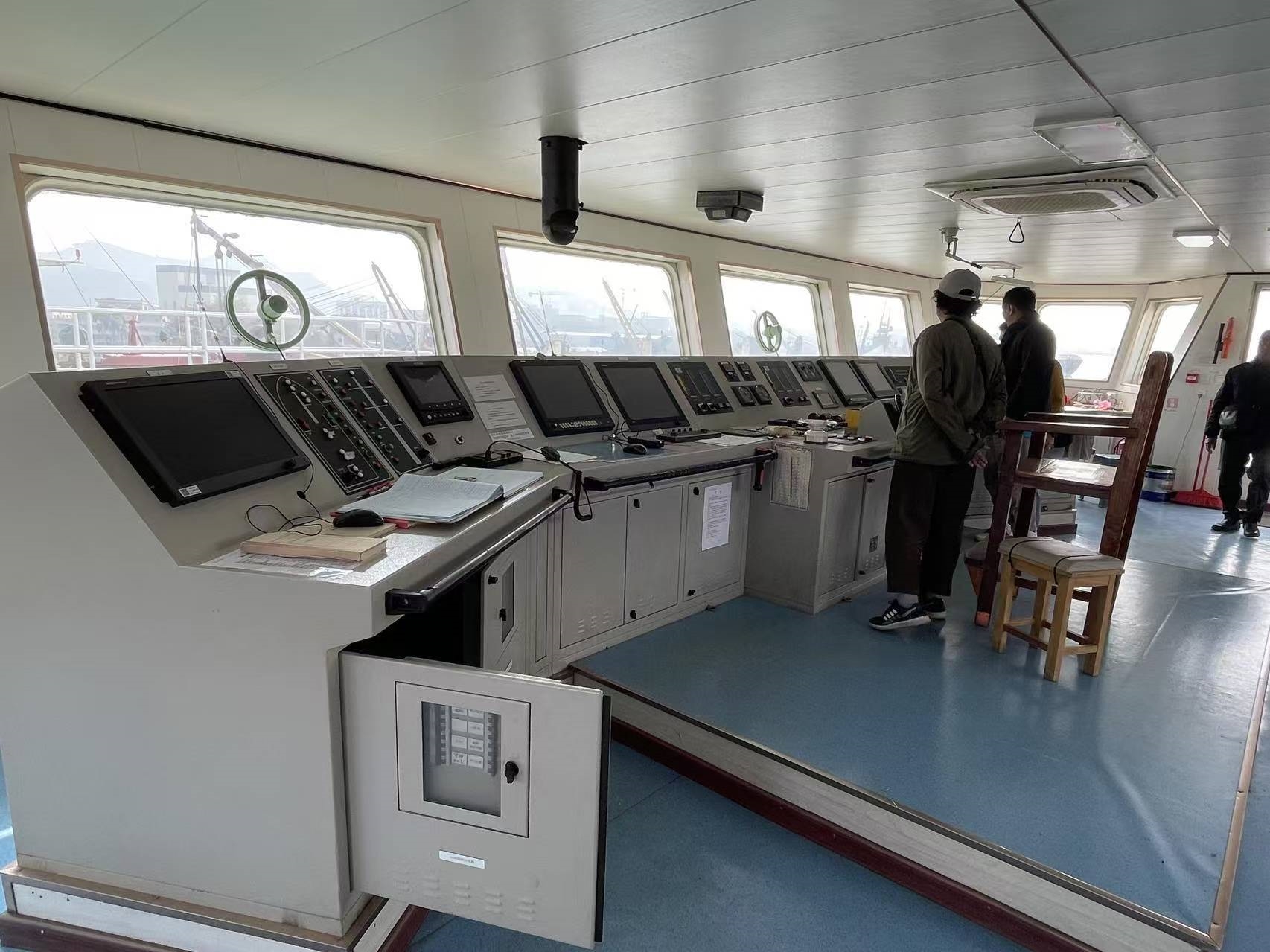 出售11372吨甲板货驳