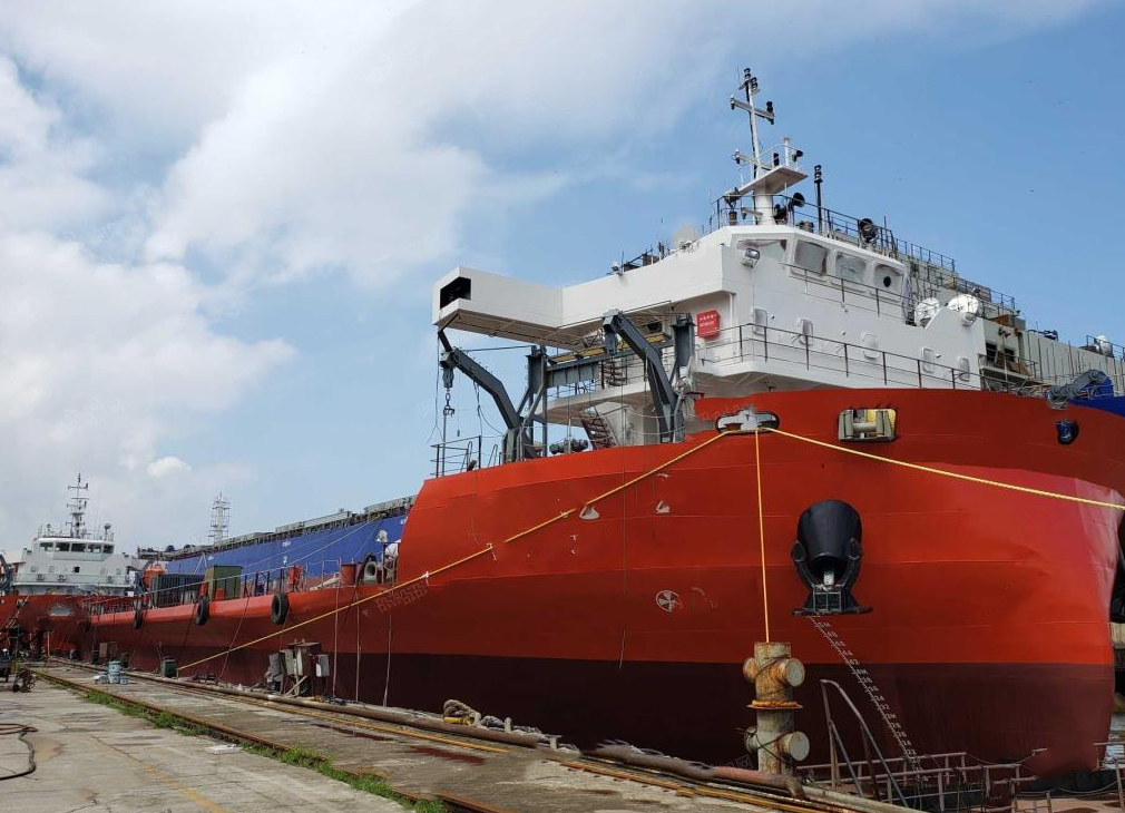 出售4471吨甲板货驳