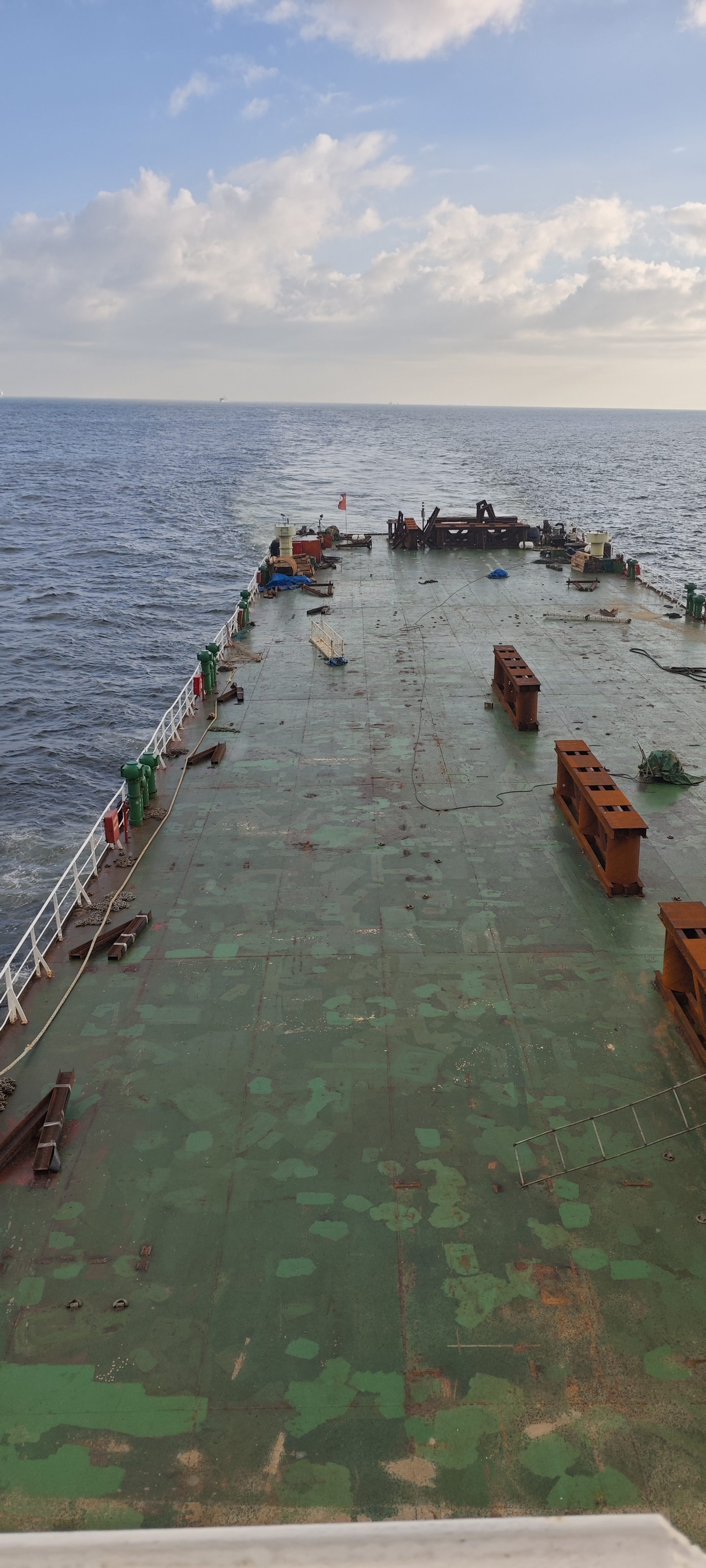 出售4471吨甲板货驳