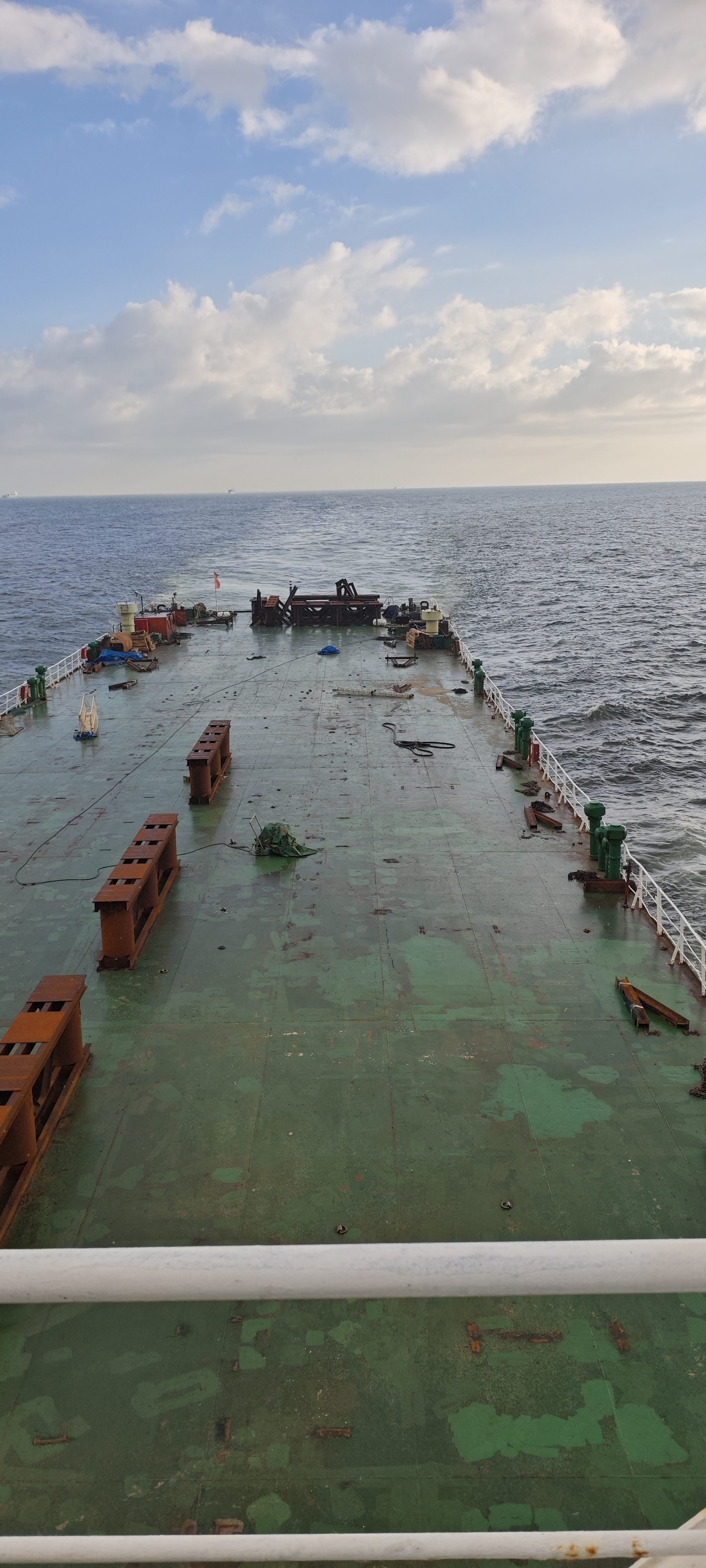 出售4471吨甲板货驳